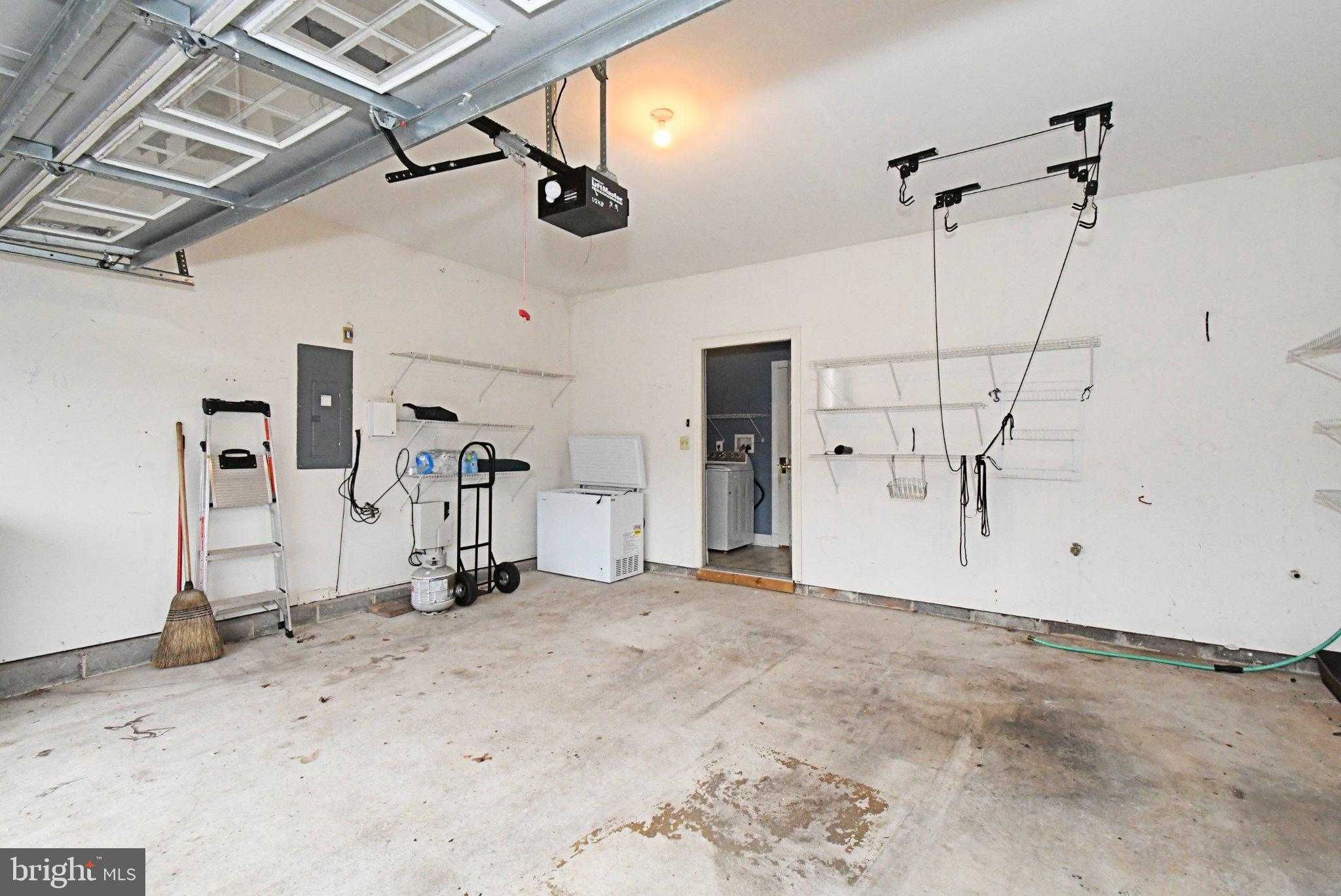 215 Dorchester Dr photo 56