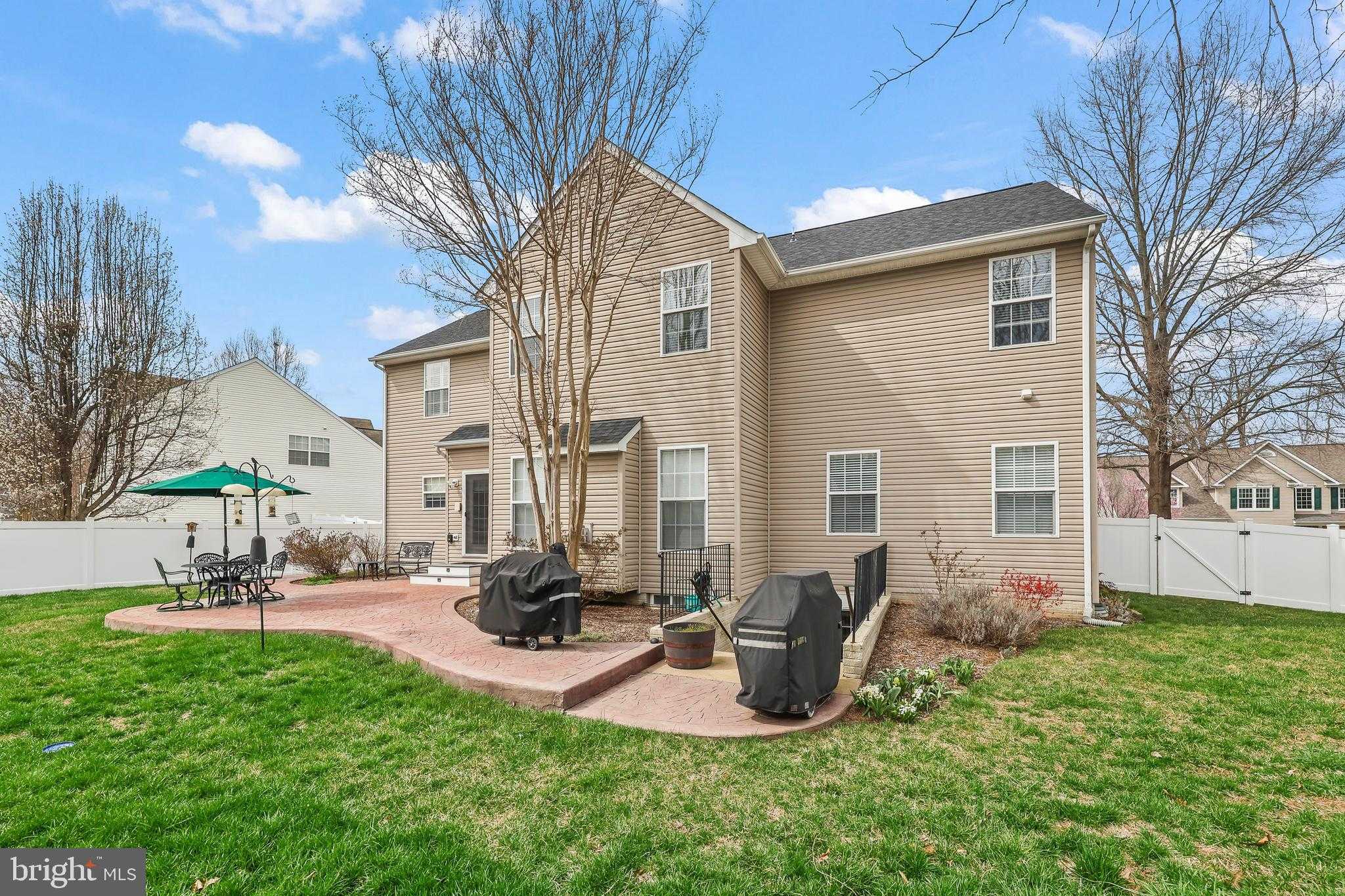 15 Saint Adams Dr photo 39