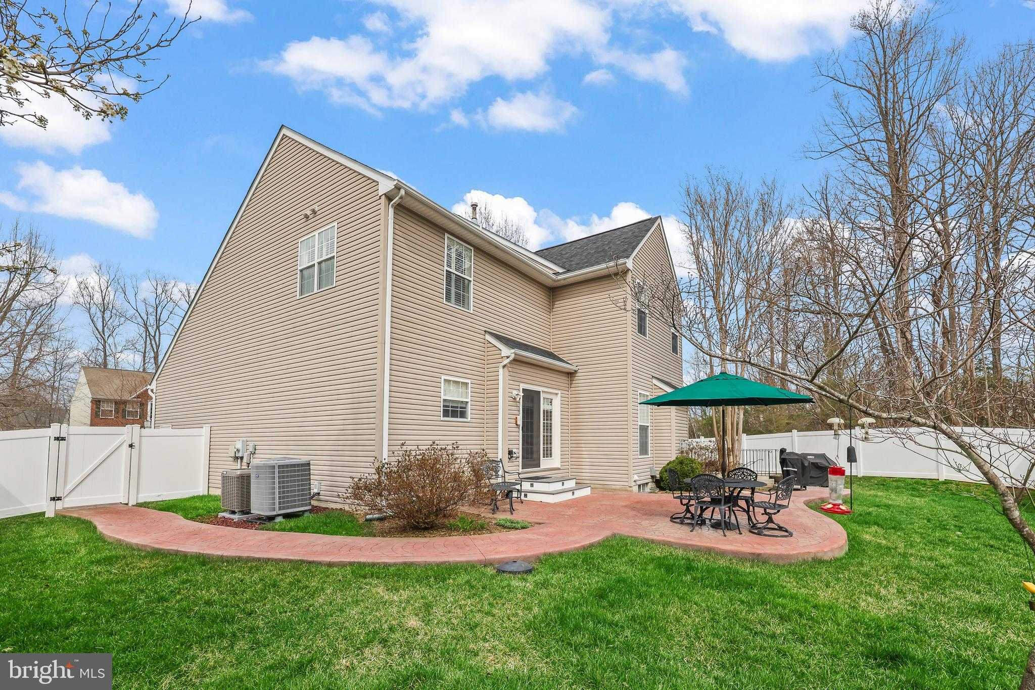 15 Saint Adams Dr photo 40