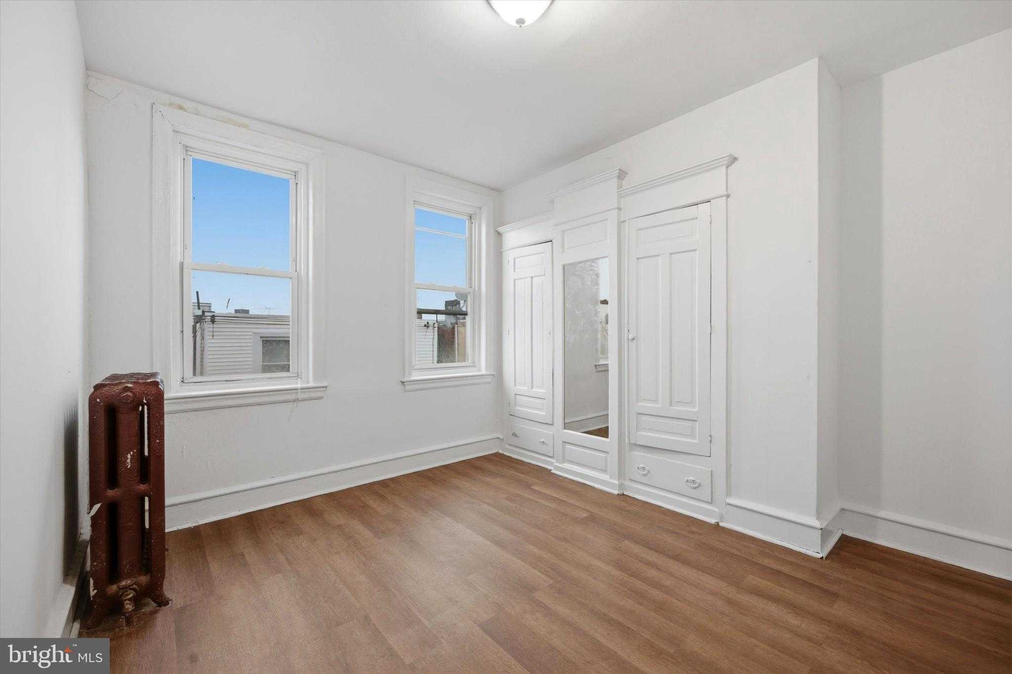 227 W Rockland St photo 7