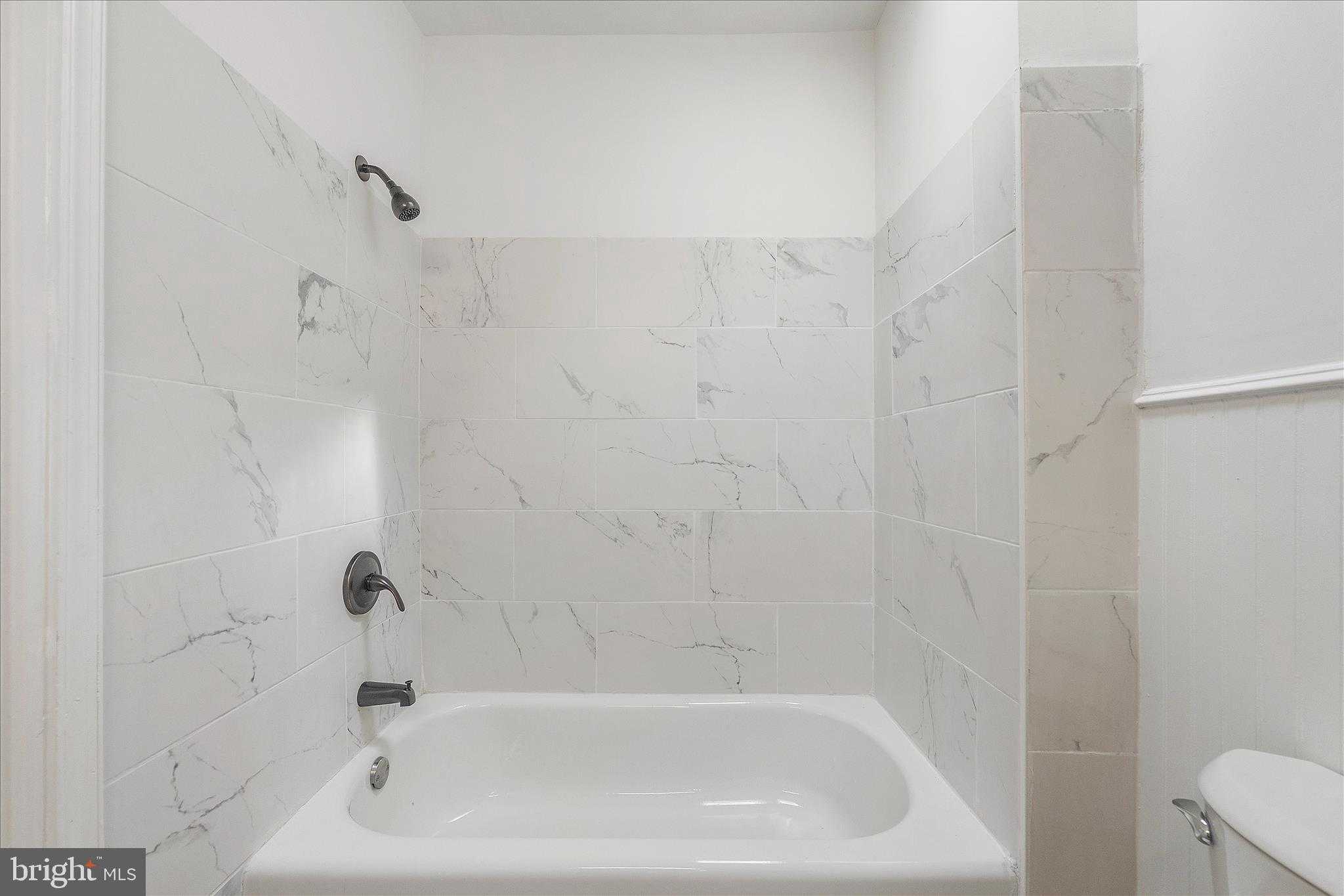 1628 Normal Ave photo 17