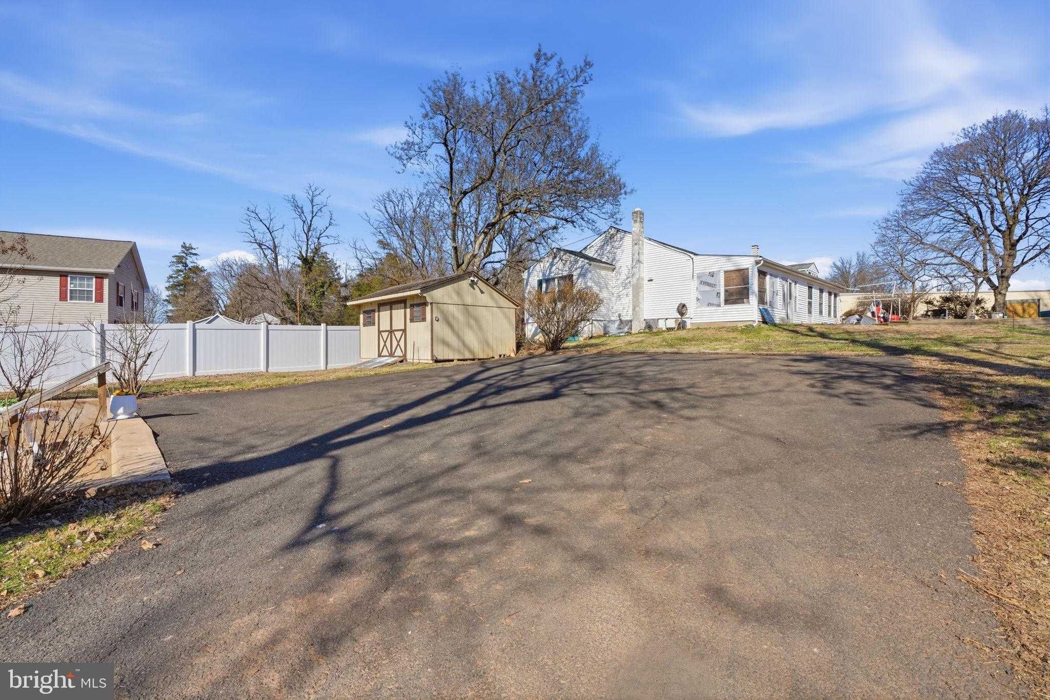 4400 Newportville Rd photo 25