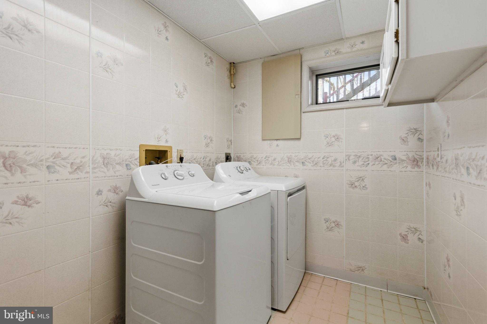 777 Glengary Rd photo 46