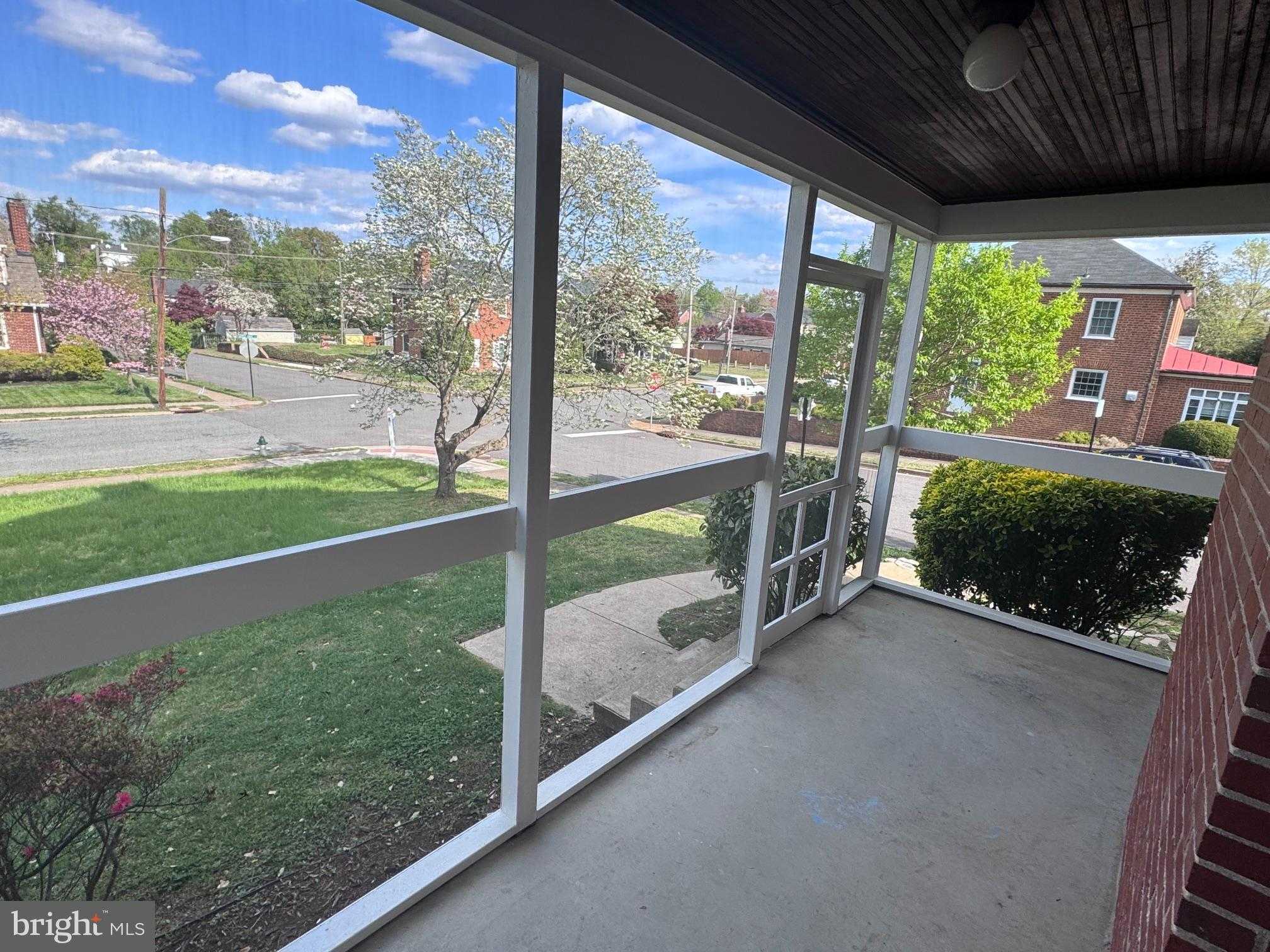 901 Monroe St photo 30