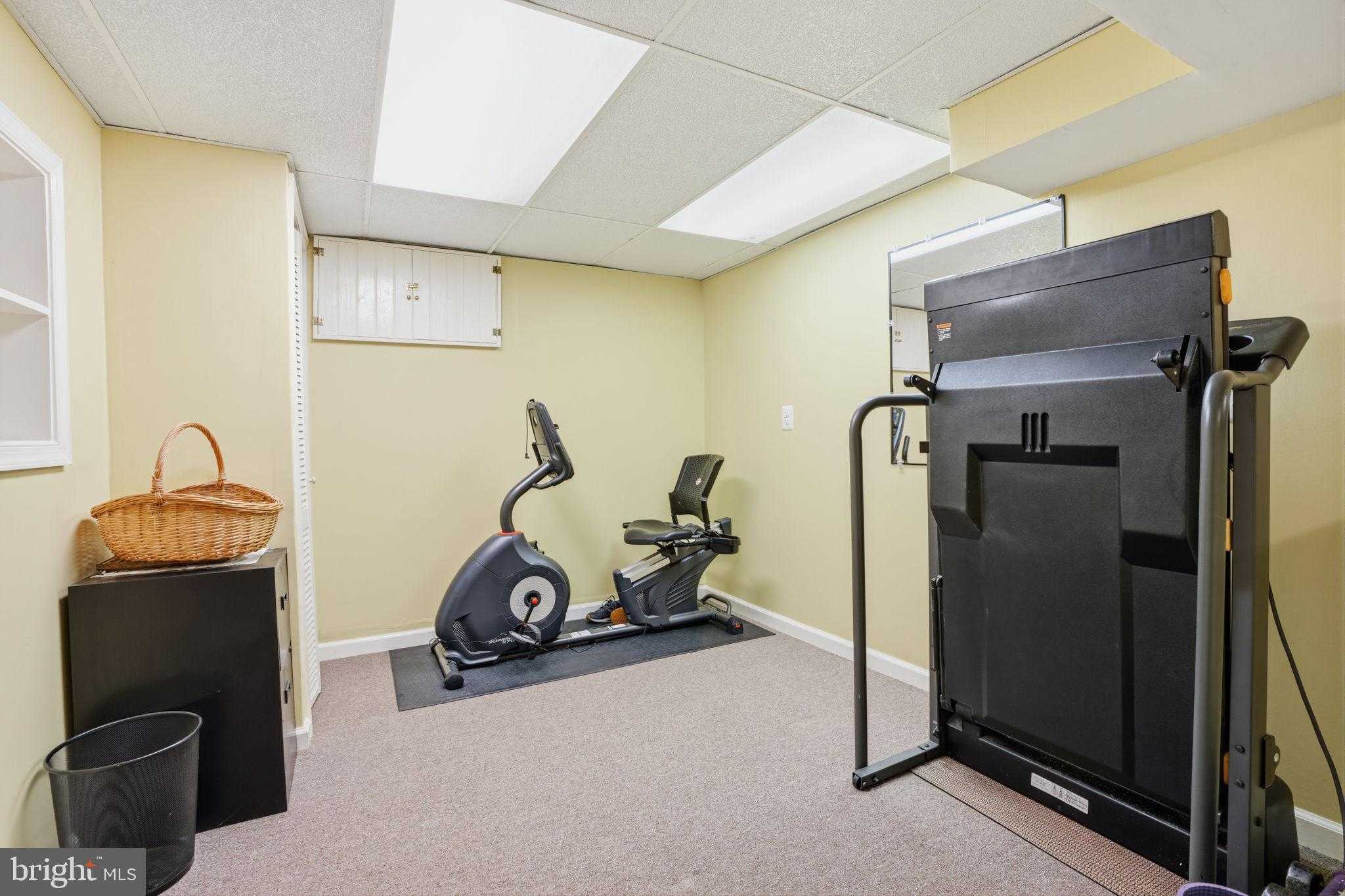 283 Greenview Rd photo 20