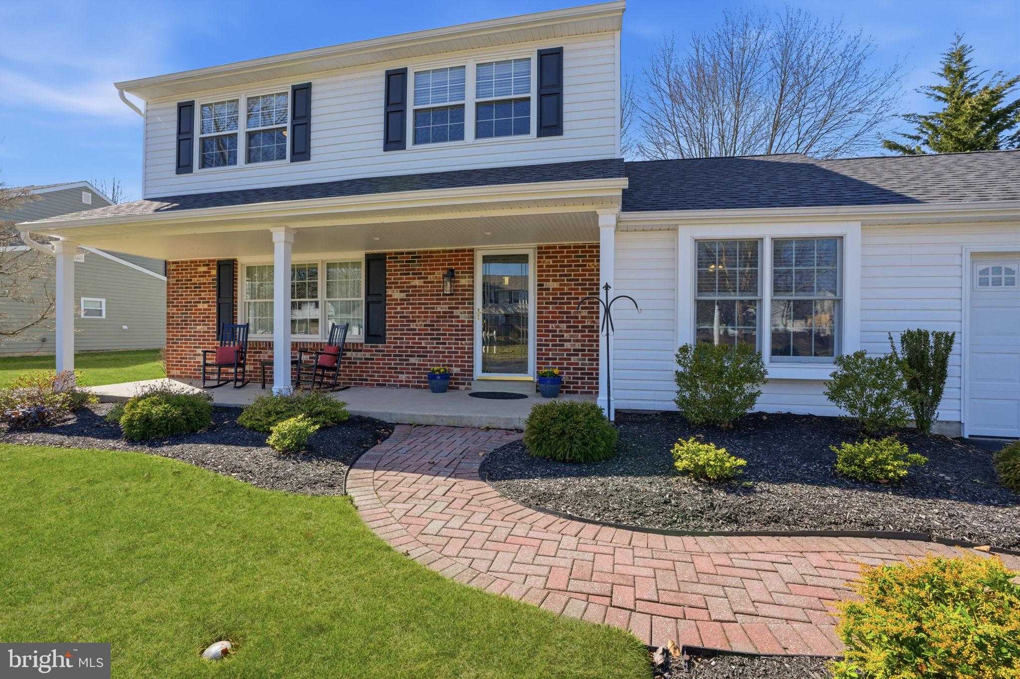 283 Greenview Rd photo 3