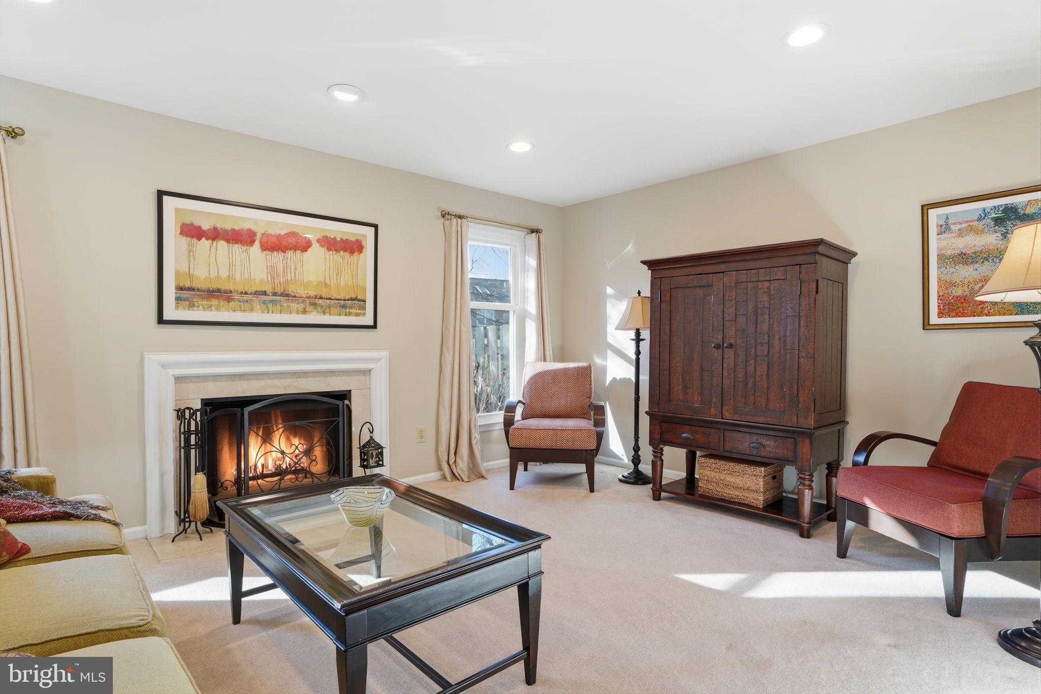 1565 Butterfly CT photo 6