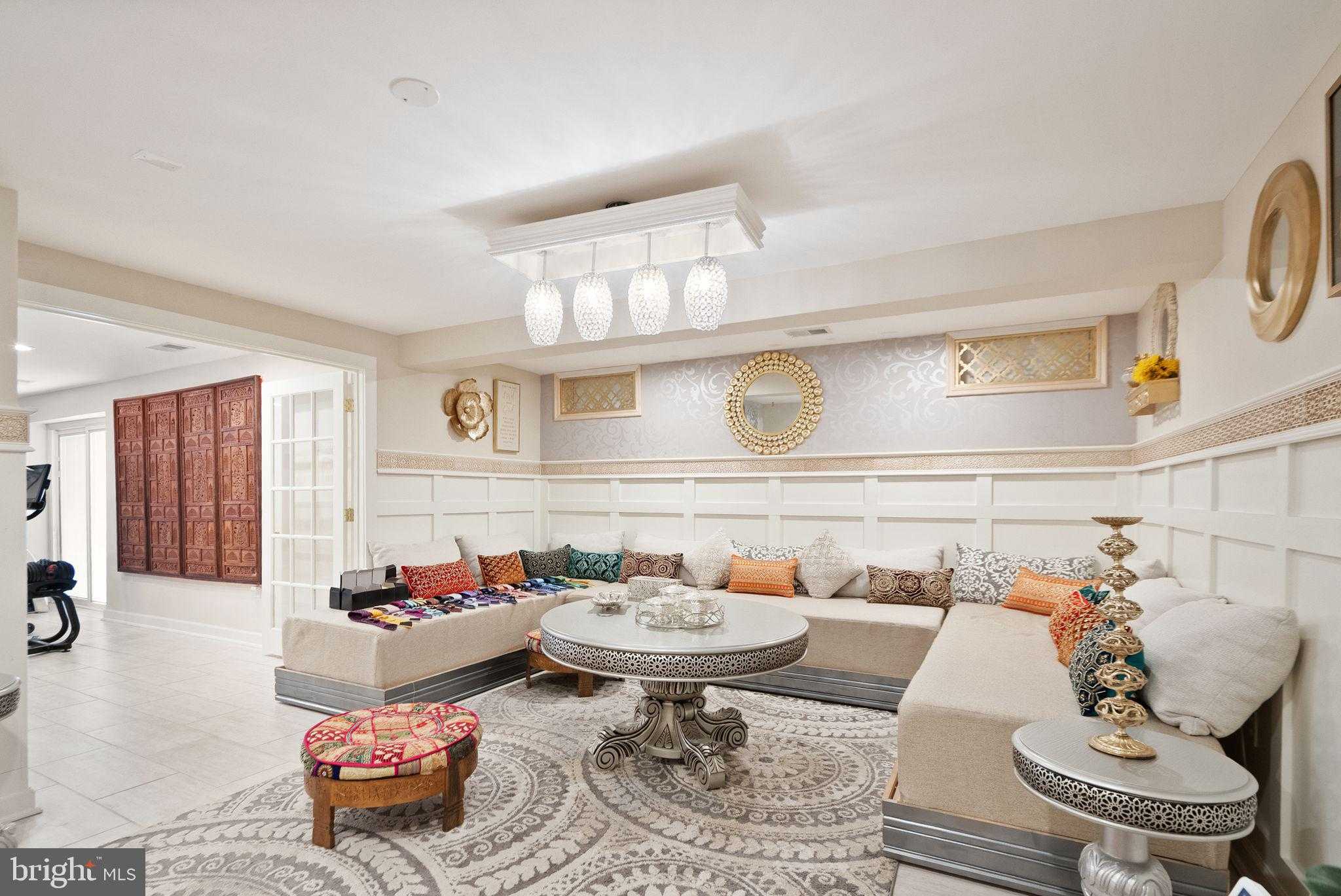 8654 Huddersfield Way photo 52