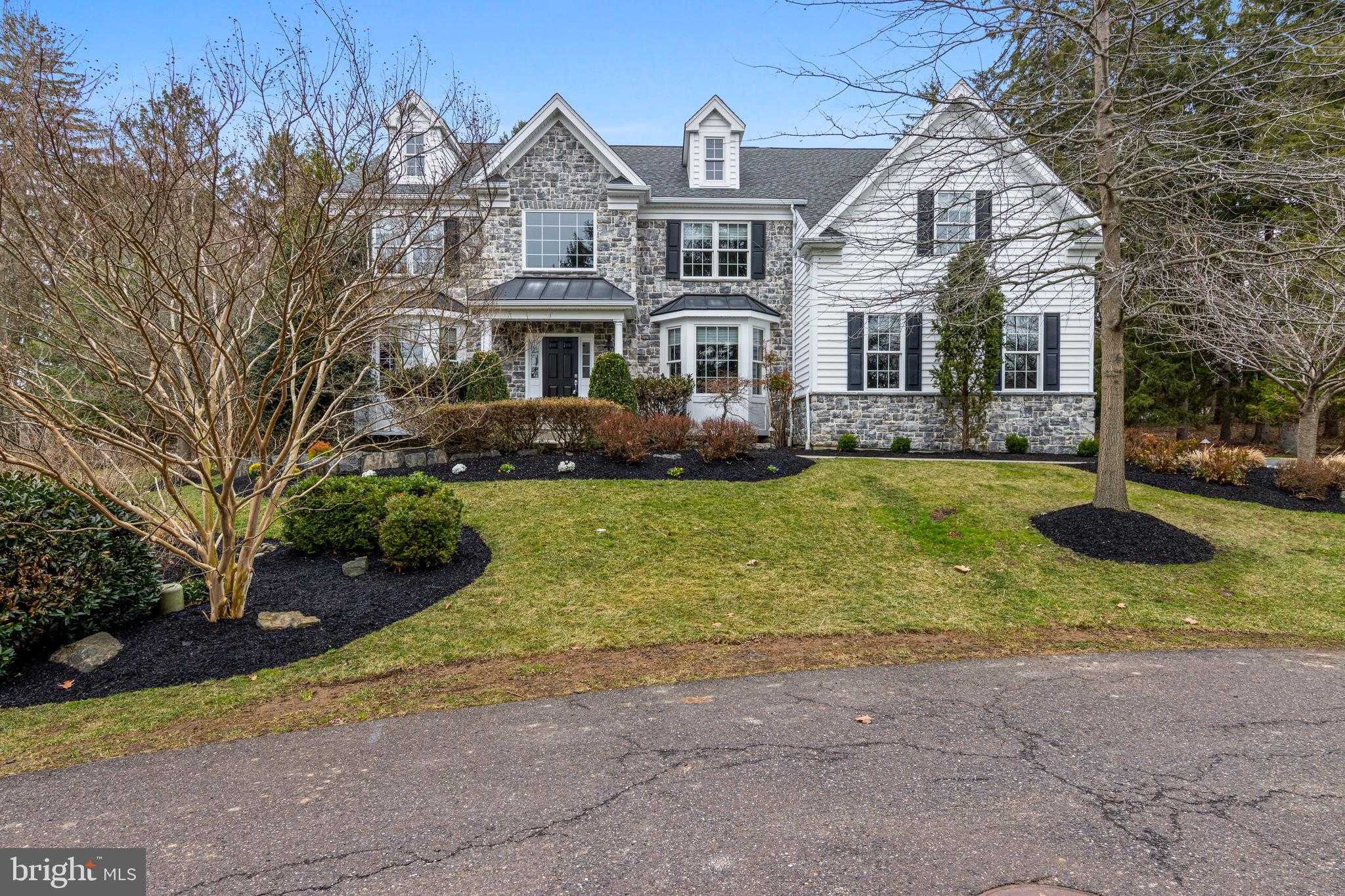 14 Dever Dr photo 69