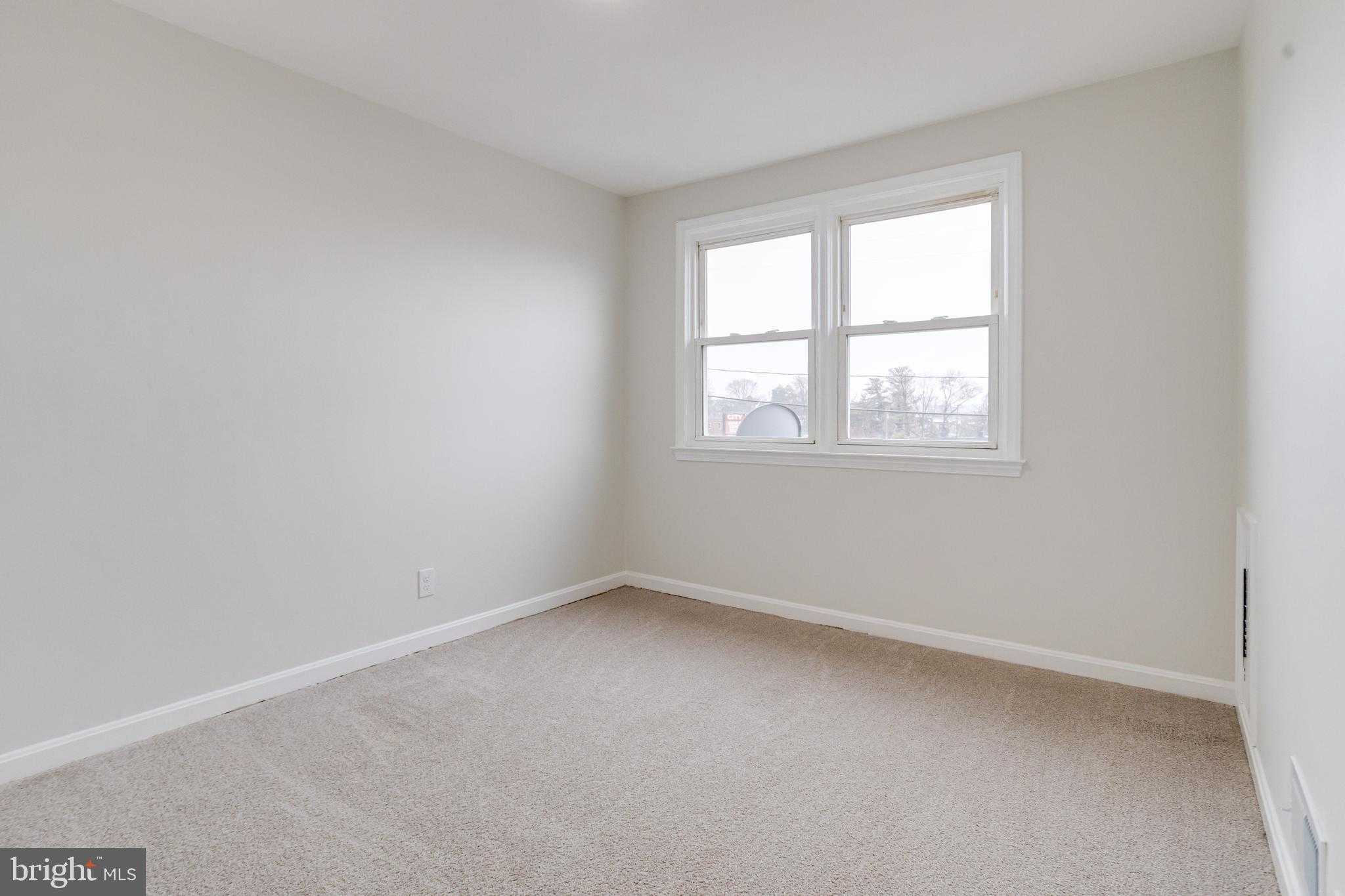 3916 2nd St photo 14