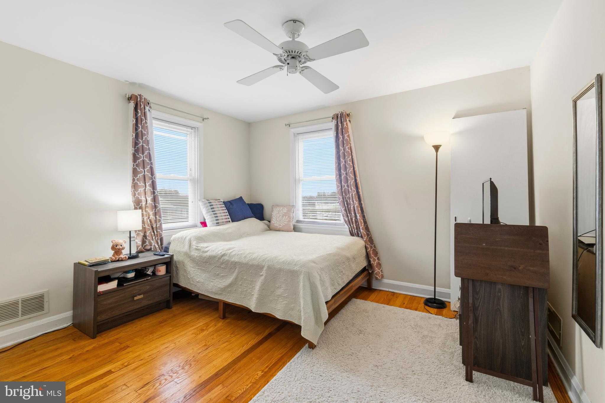 166 Cherrydell Rd photo 17