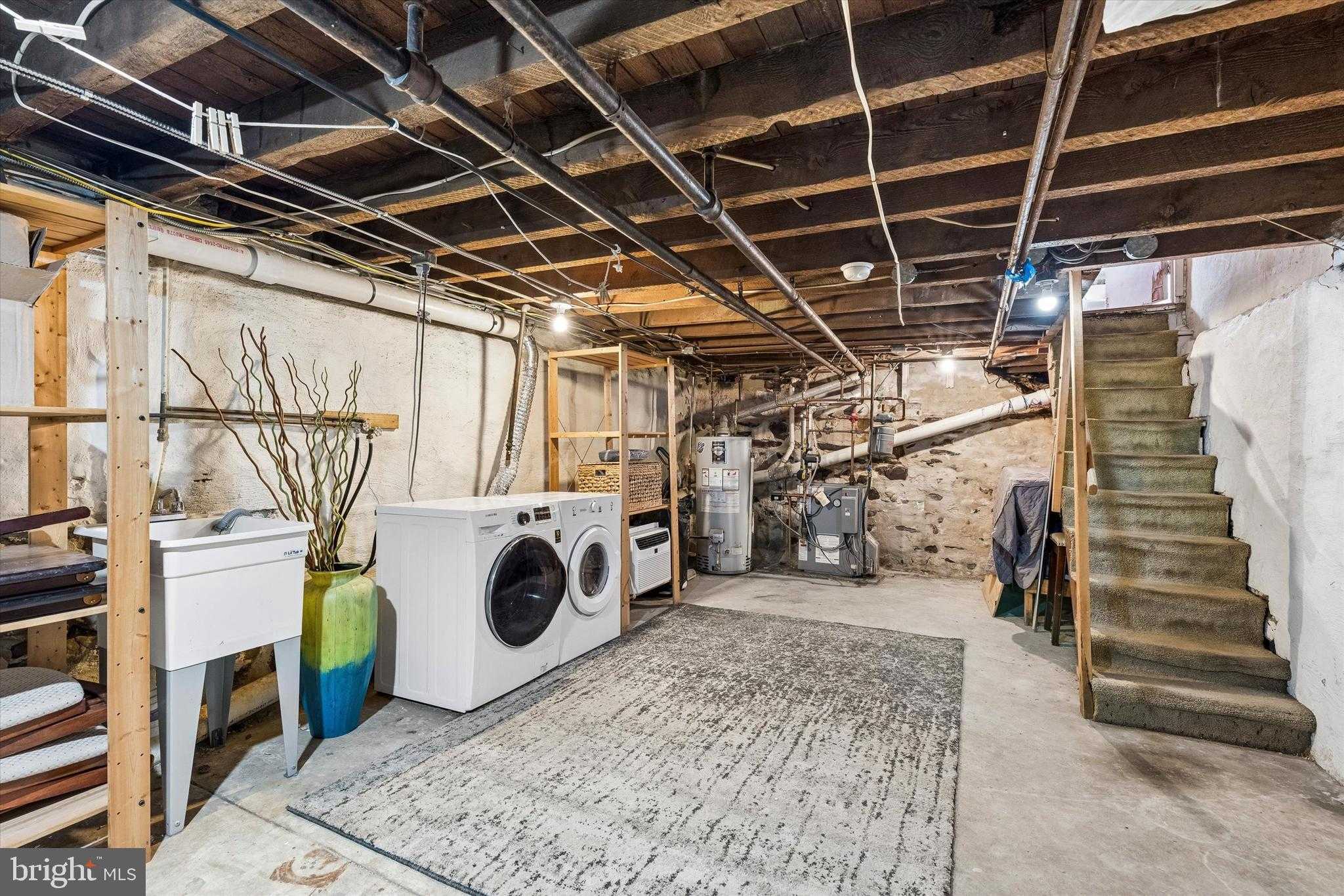 126 Mercy St photo 25