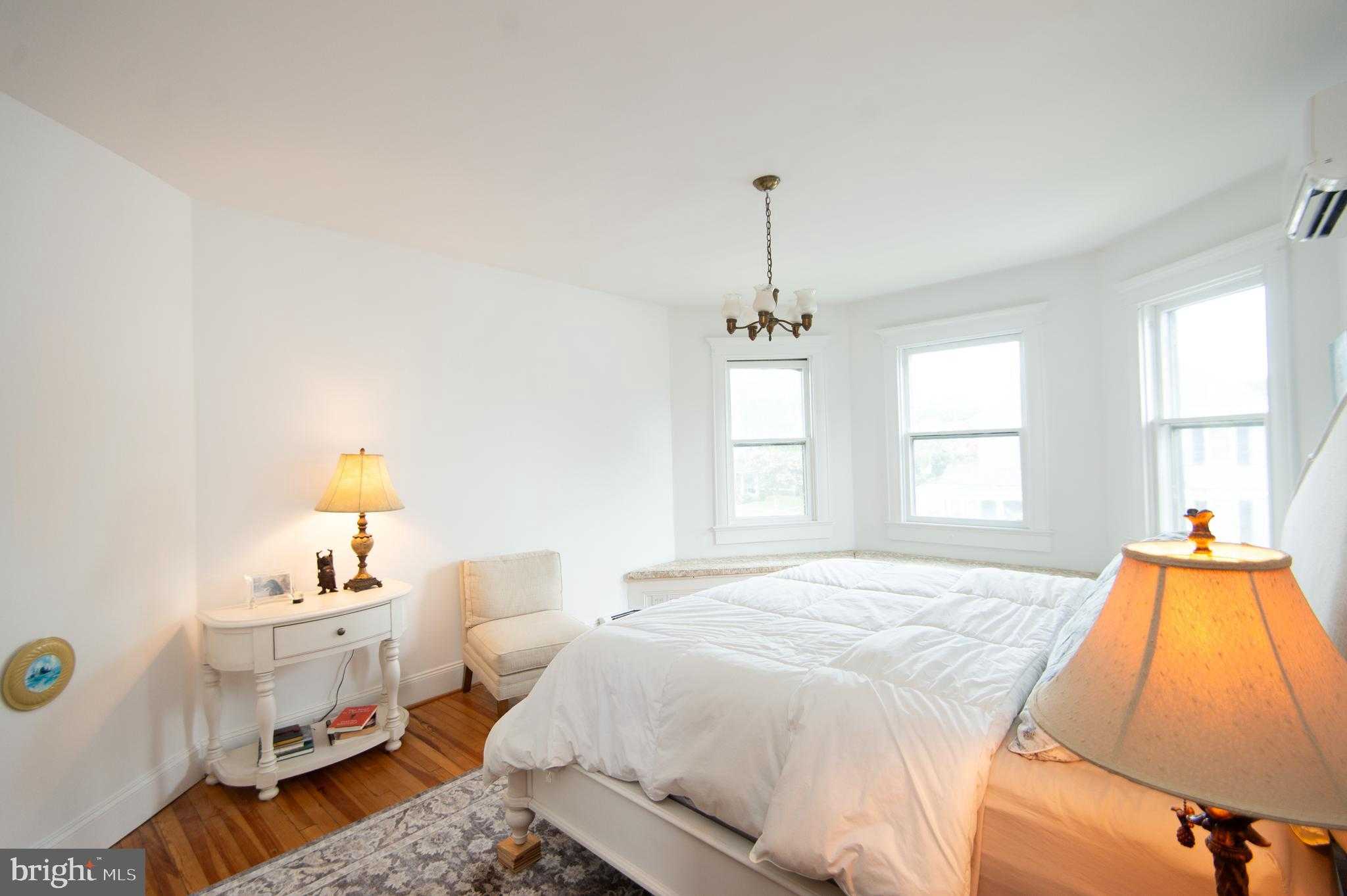 213 Belvedere Ave photo 41