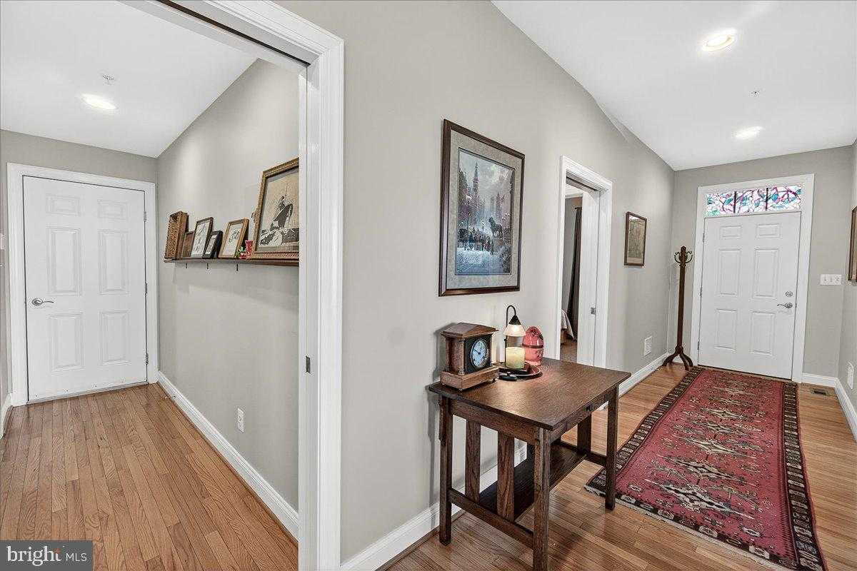 108 Spring Blossom Ln photo 13