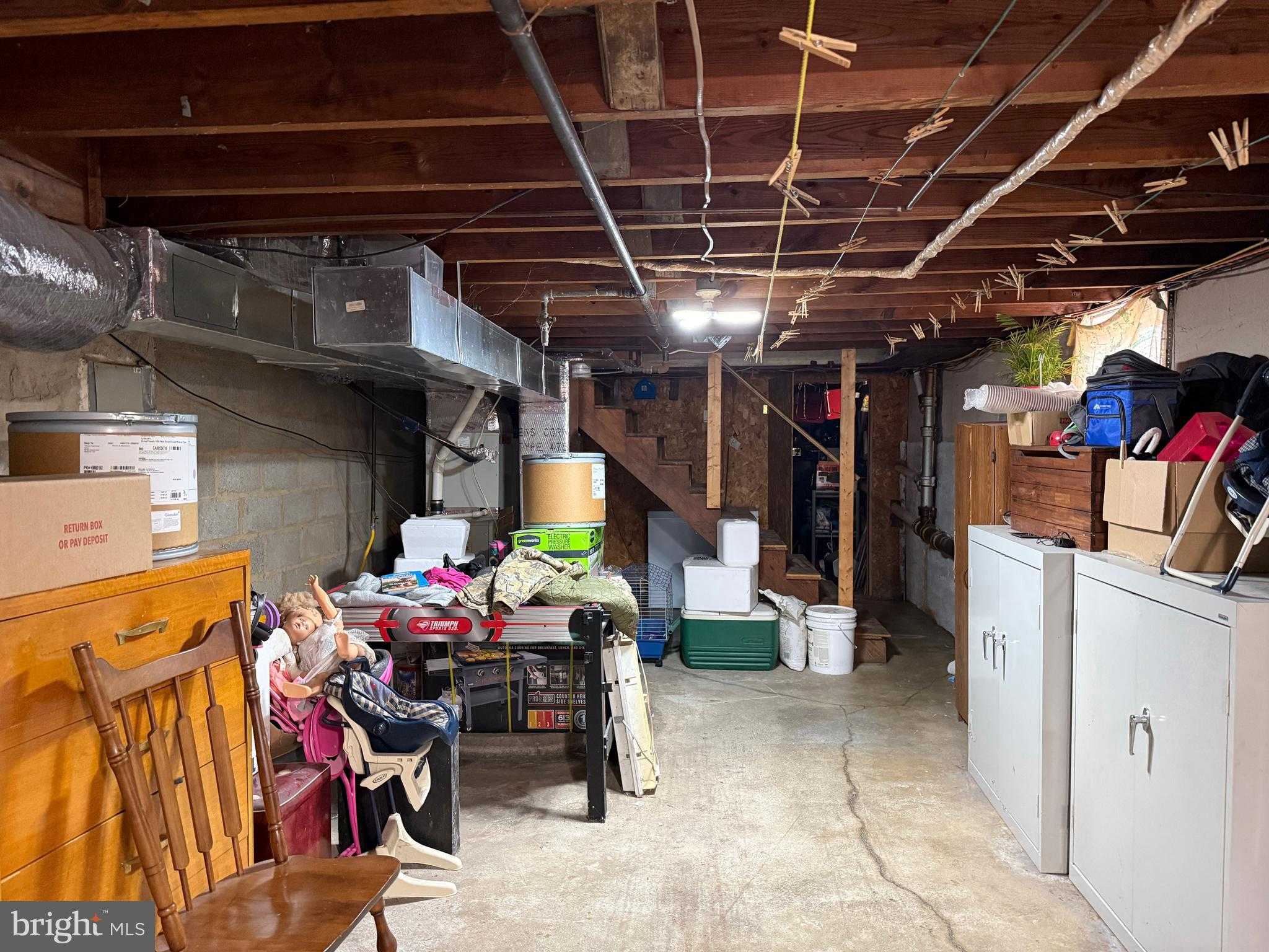 547 Mcallister St photo 32