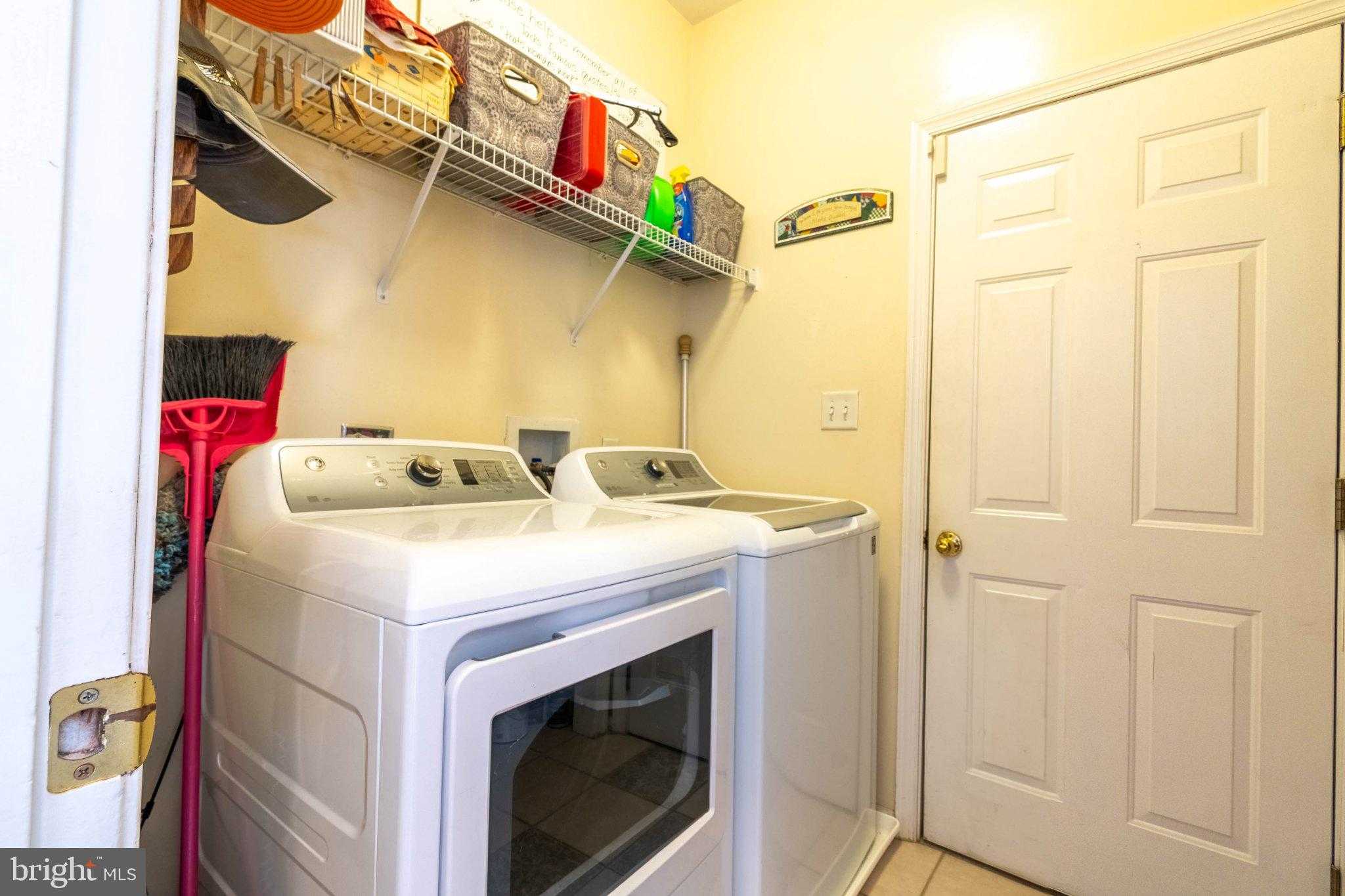 101 Wren St N photo 15