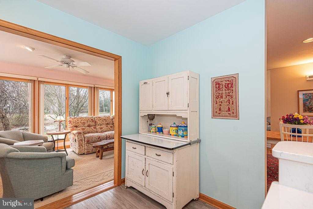 562 Ocean Pkwy photo 26