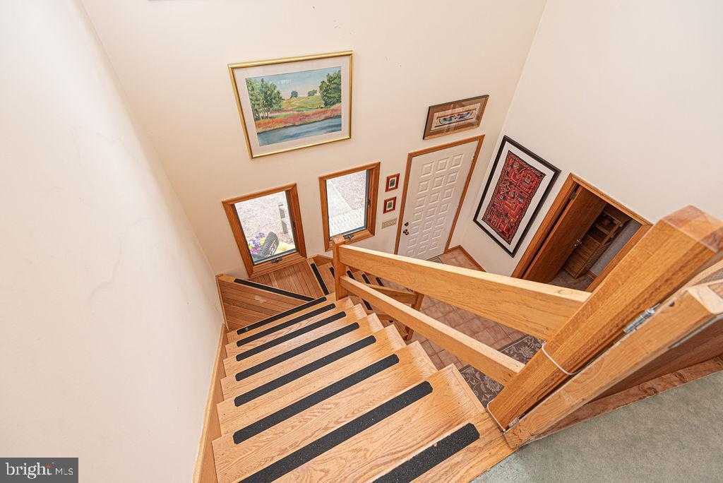 562 Ocean Pkwy photo 48