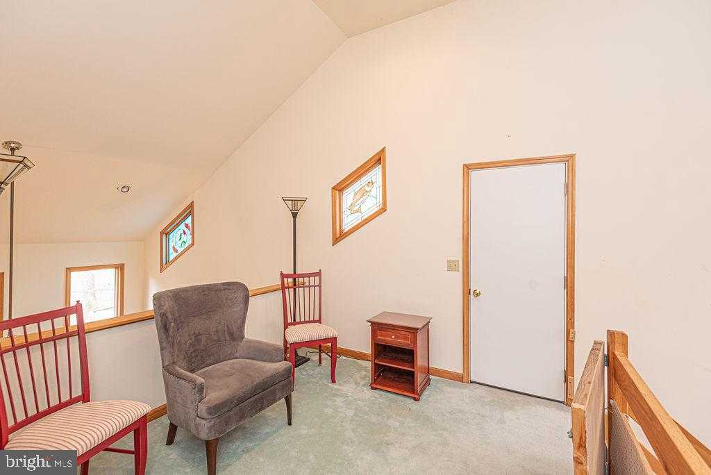 562 Ocean Pkwy photo 62