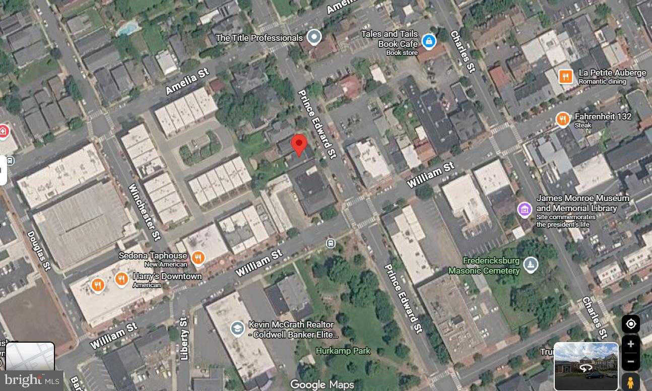 1004 Prince Edward St photo 16