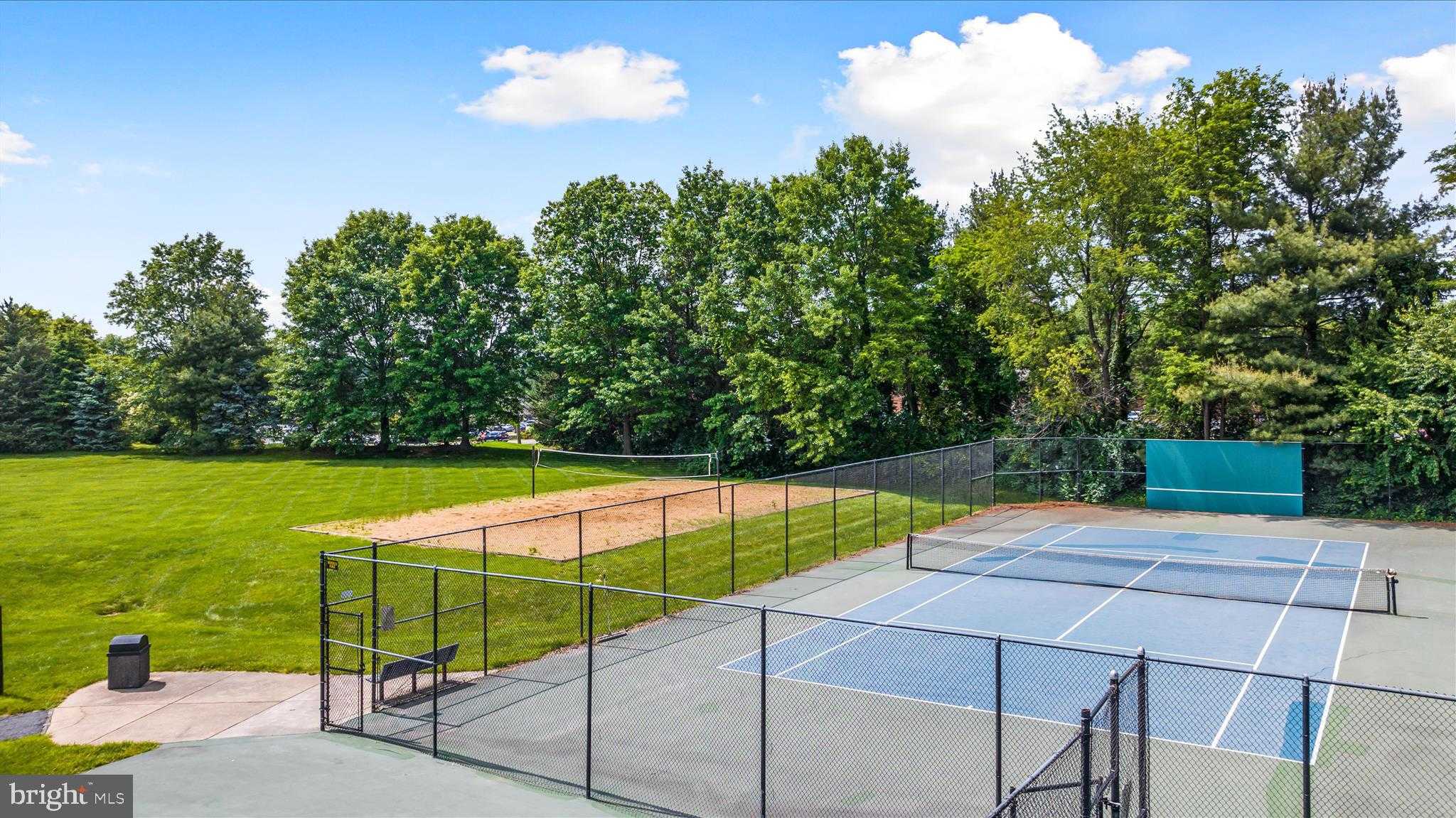 8107 Landfall CT photo 75