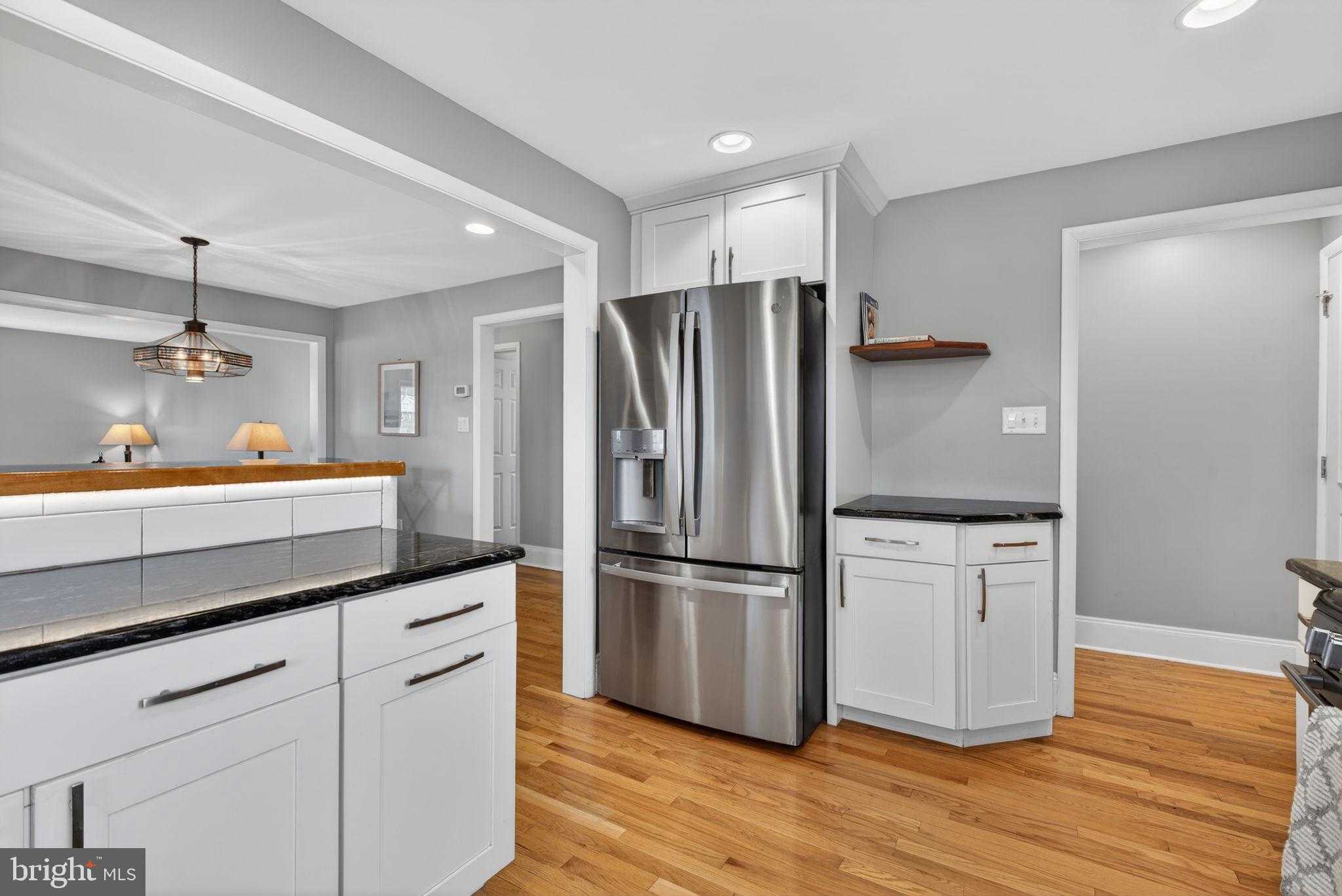 409 Delta St photo 16