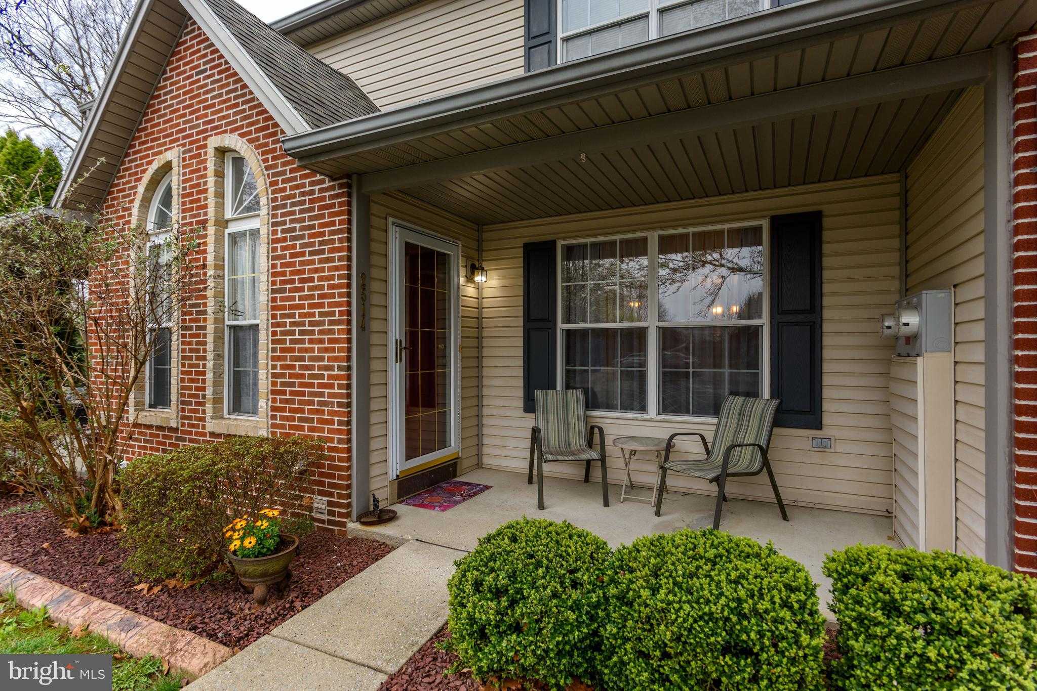 2514 Interstate Dr photo 3