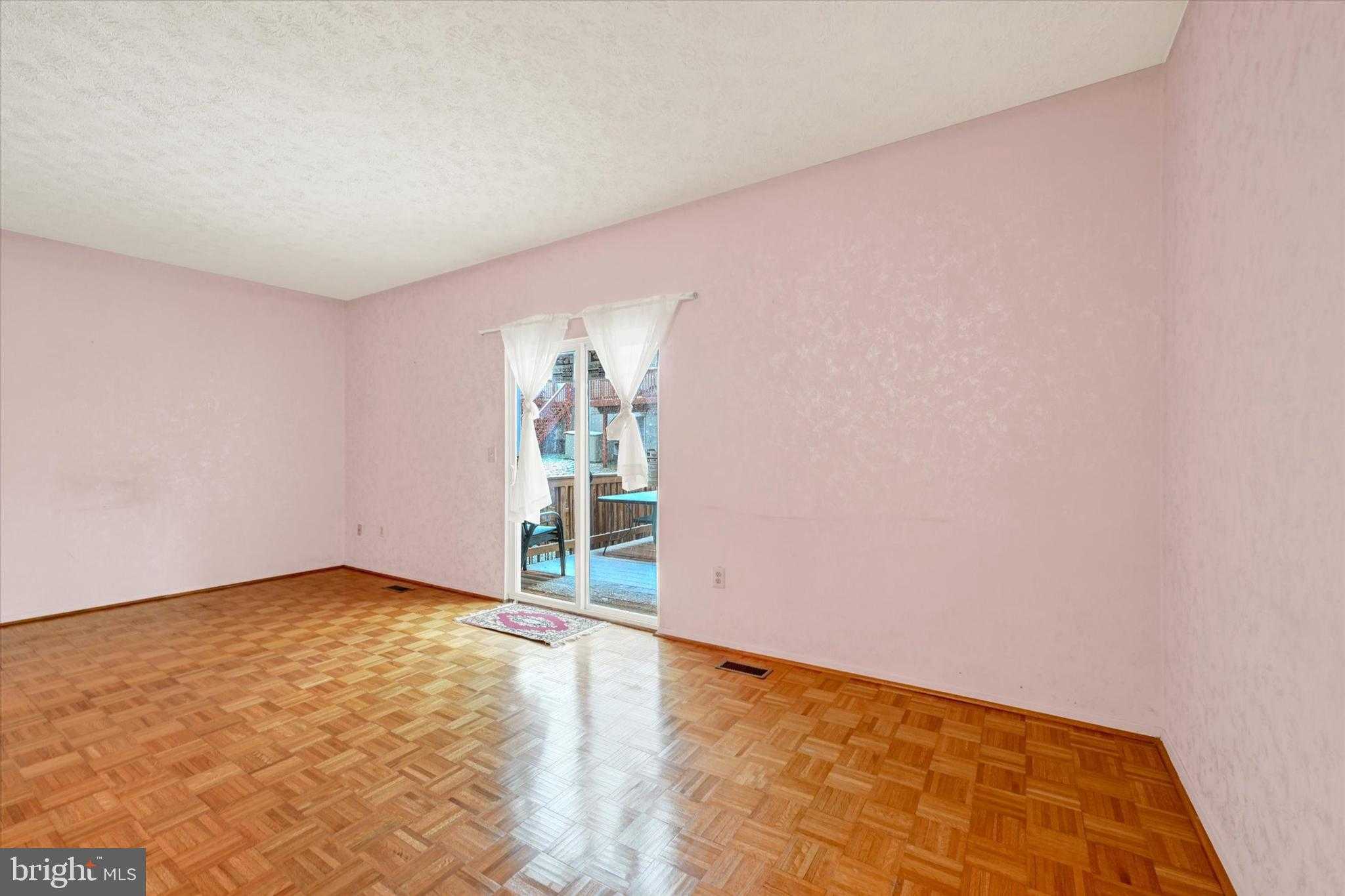 9 Rachel CT photo 13