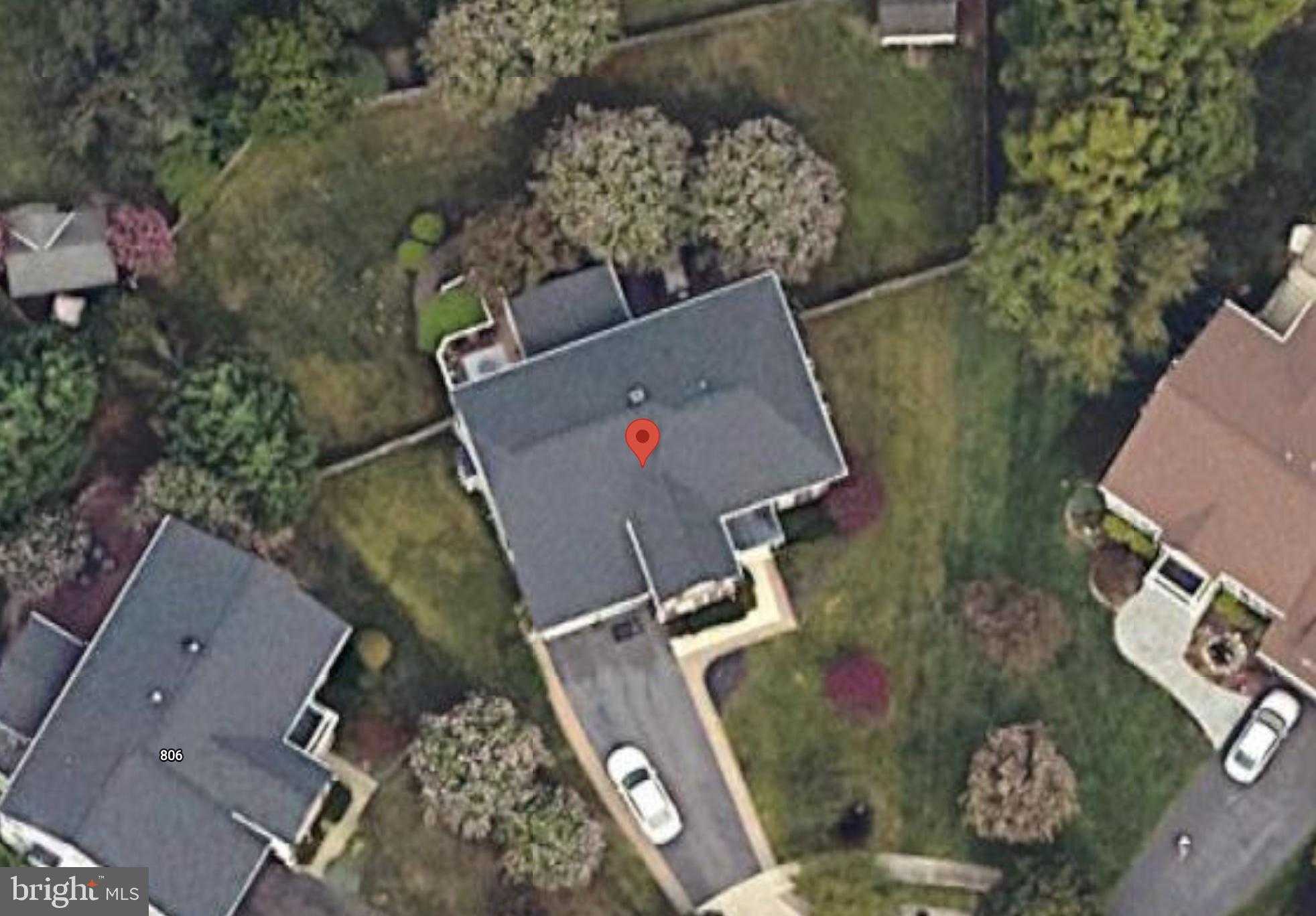 804 Colette CT photo 3