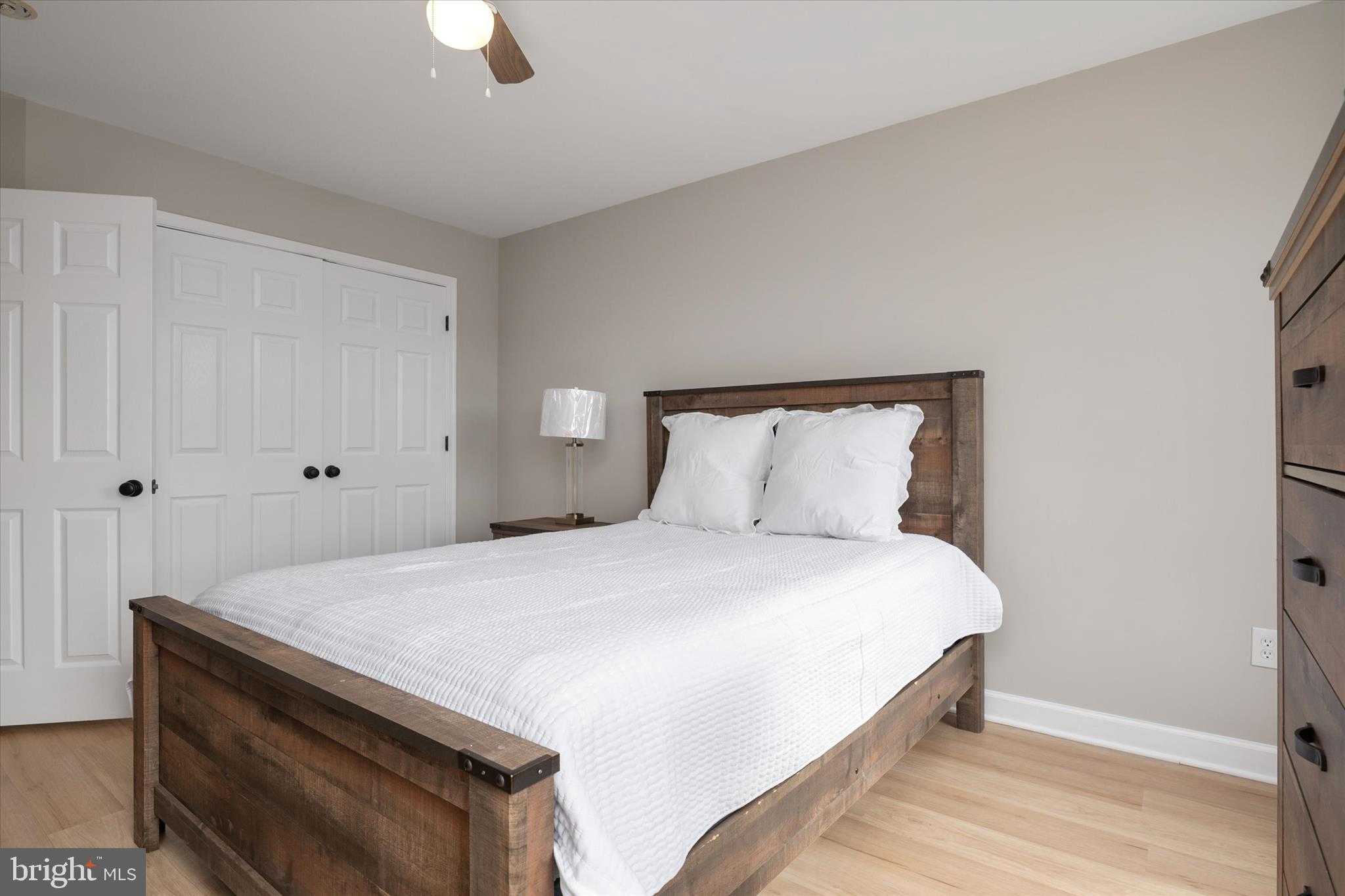 804 Colette CT photo 39