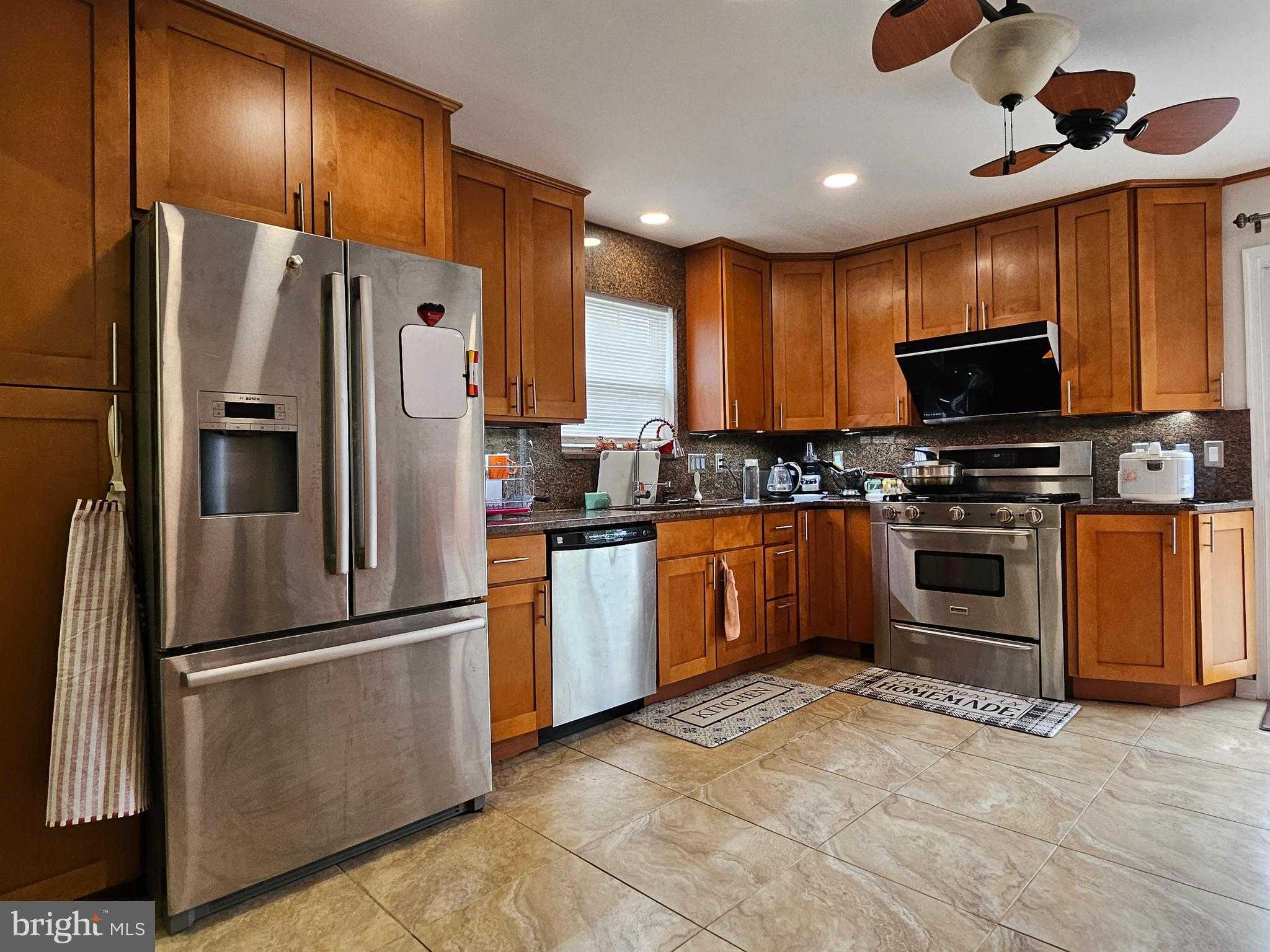 1251 Serota Pl photo 18