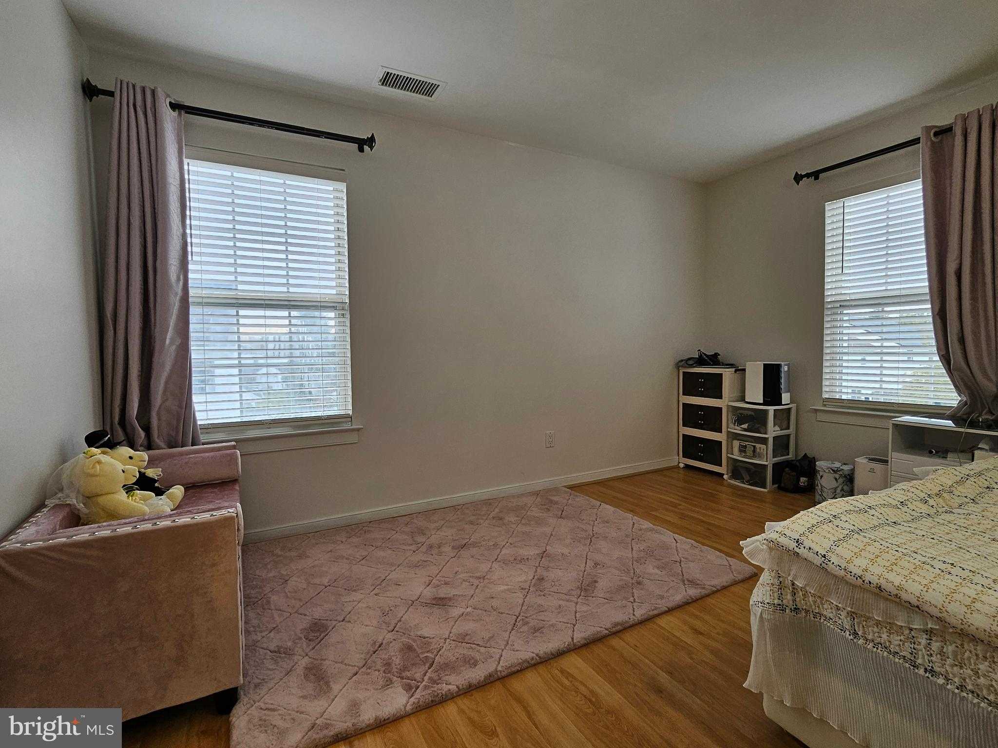 1251 Serota Pl photo 33