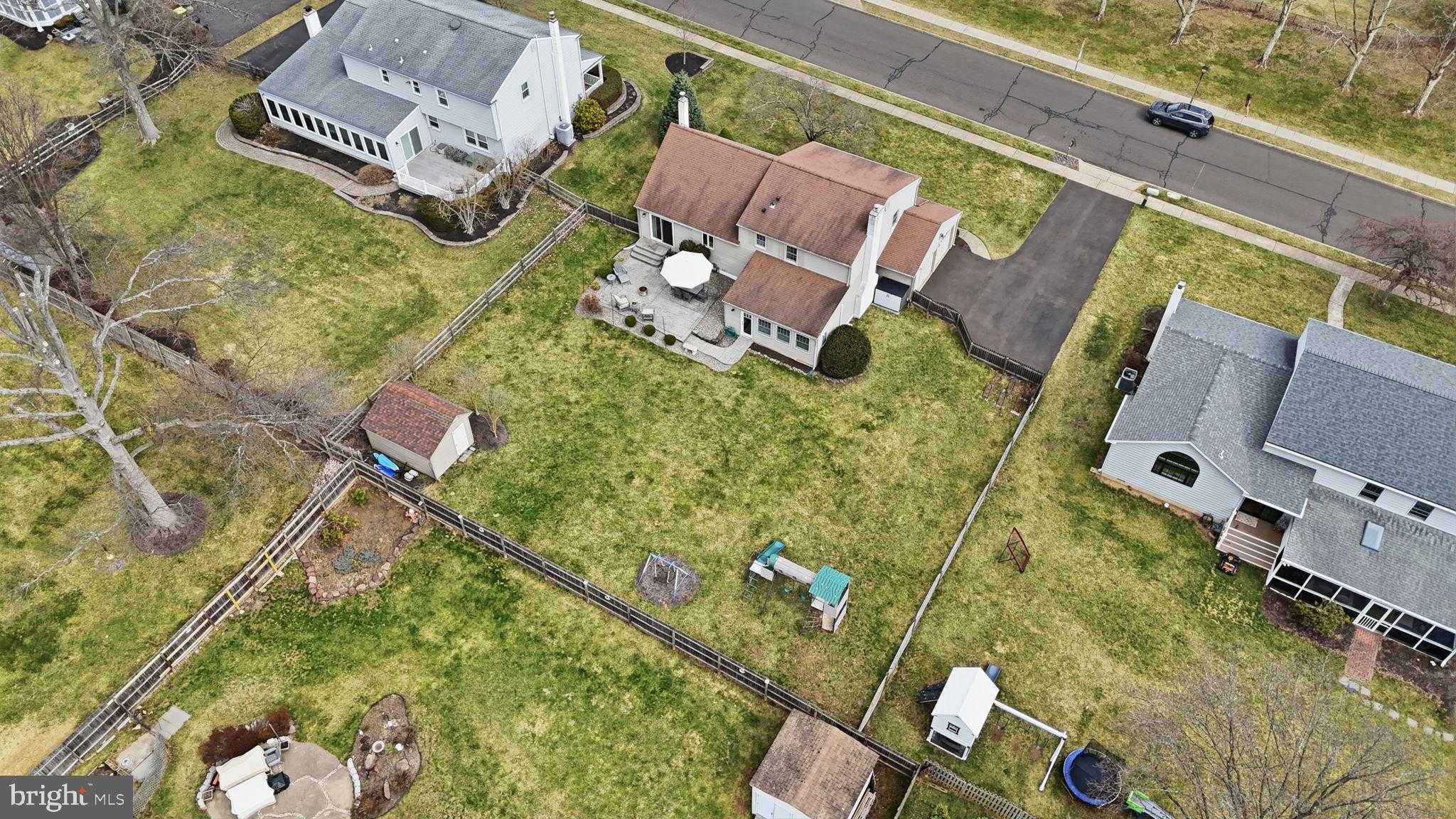 226 Andrew Dr photo 36