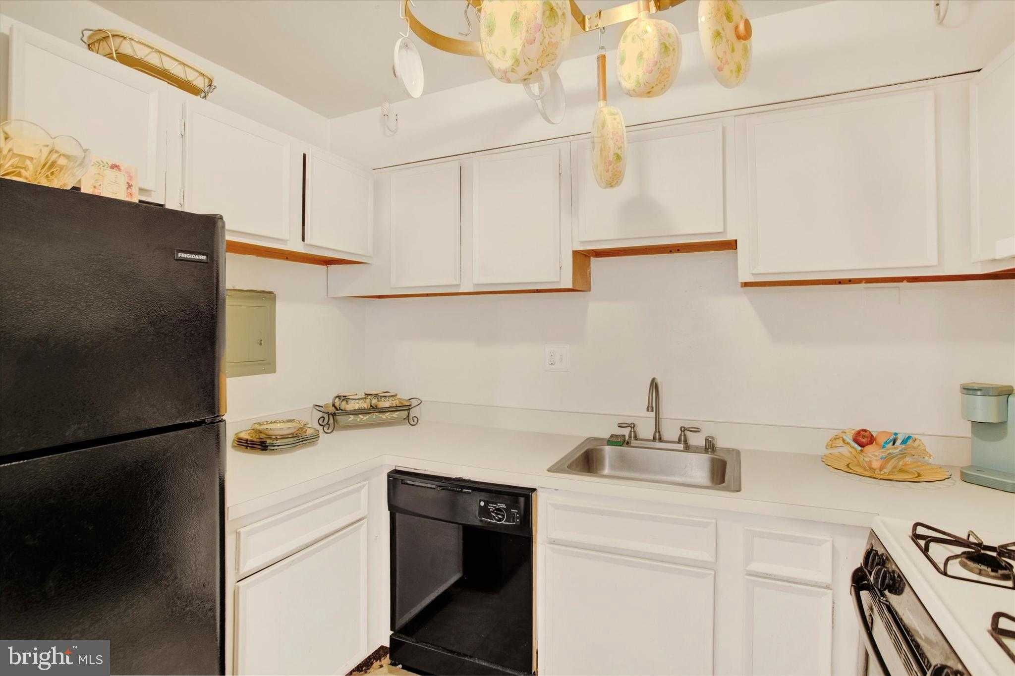 3805 Swann Rd Apt 304 photo 8