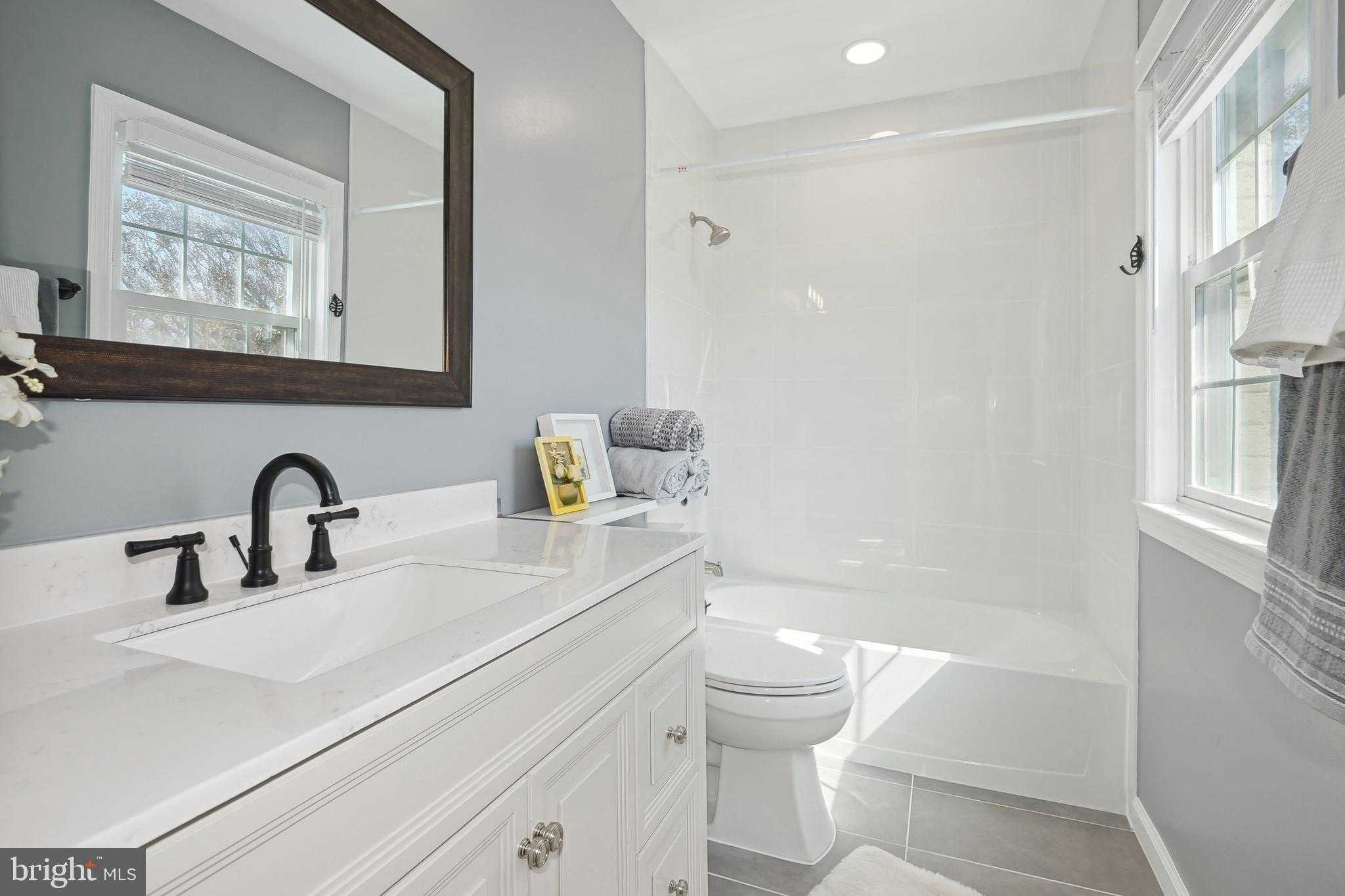 4638 Linmar CT photo 21