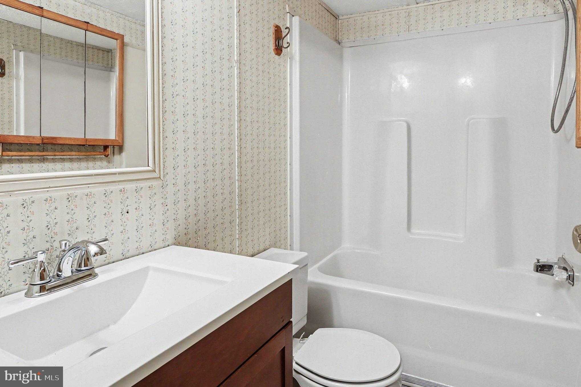 2 Inverness Dr photo 22