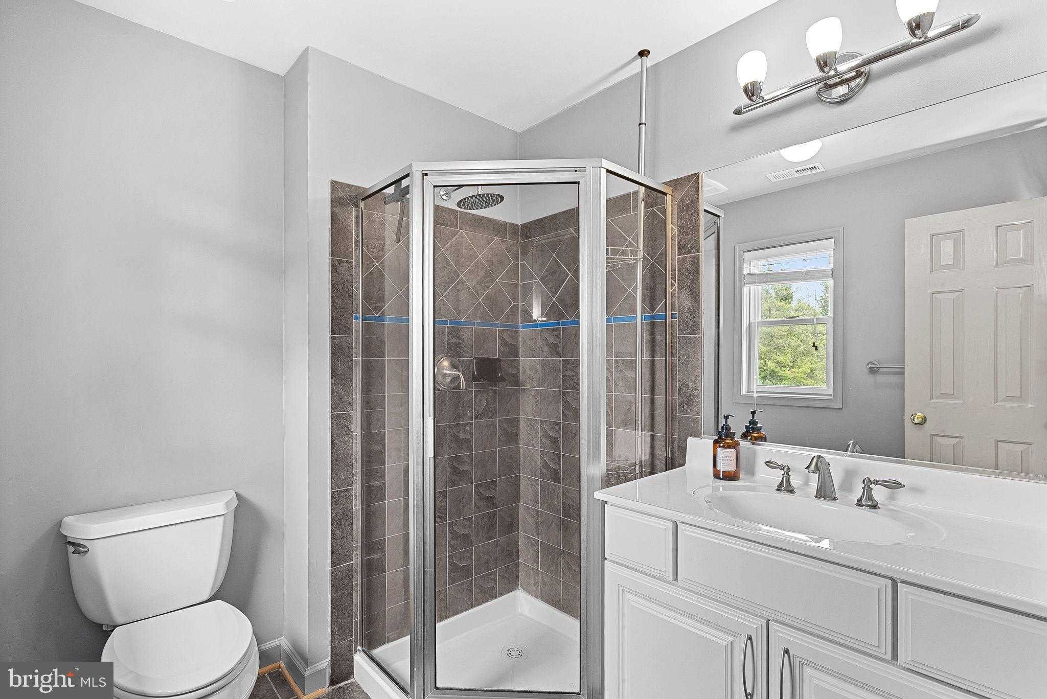 19451 Youngs Cliff Rd photo 75