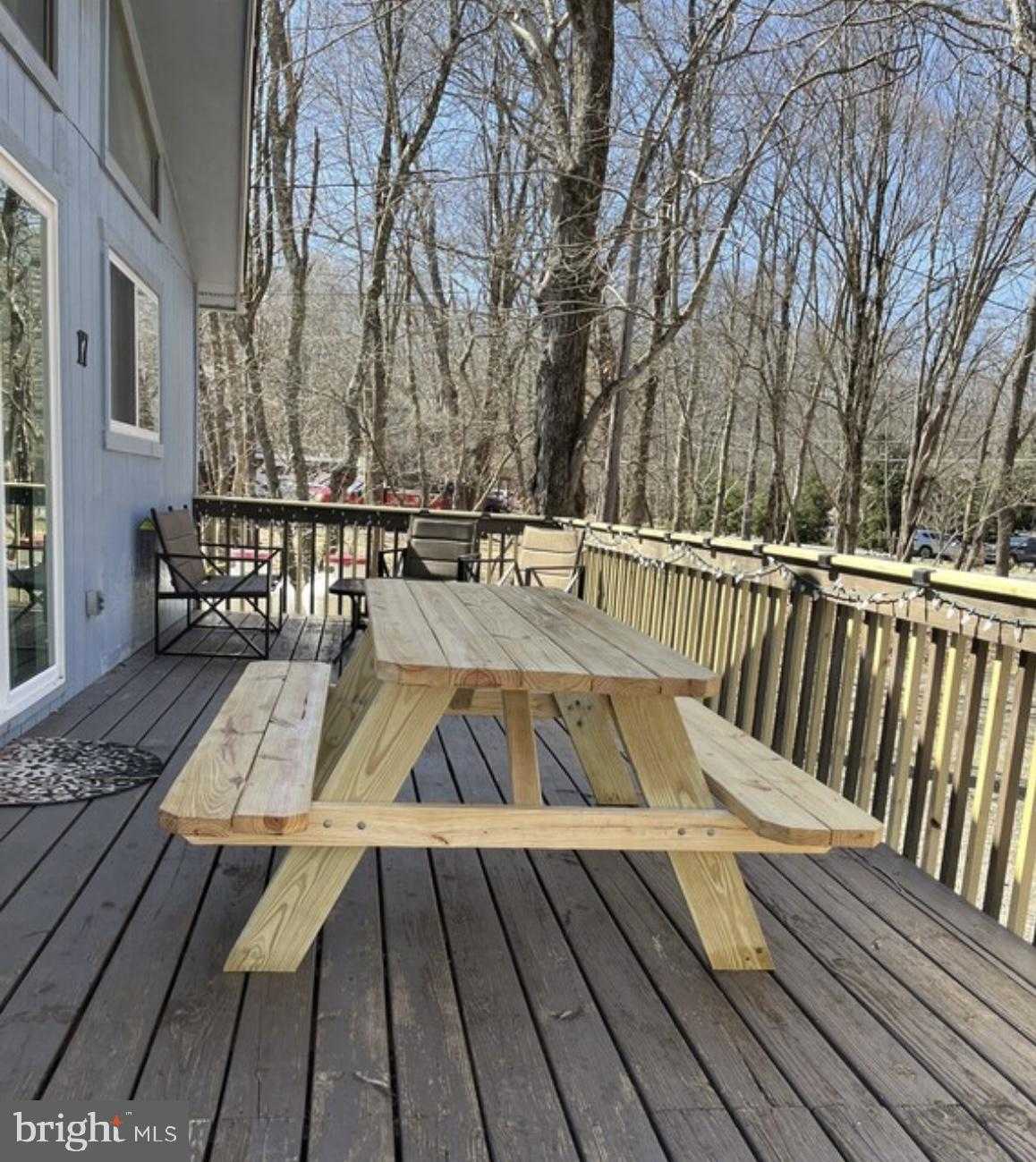 17 Van Doren Mews photo 29