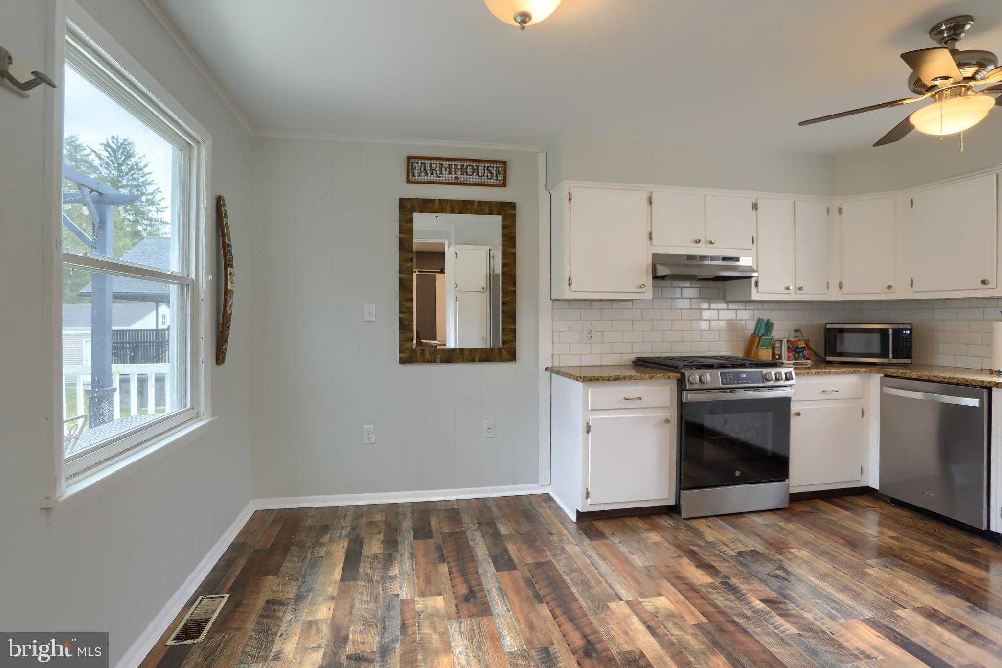 227 N 17th St photo 12