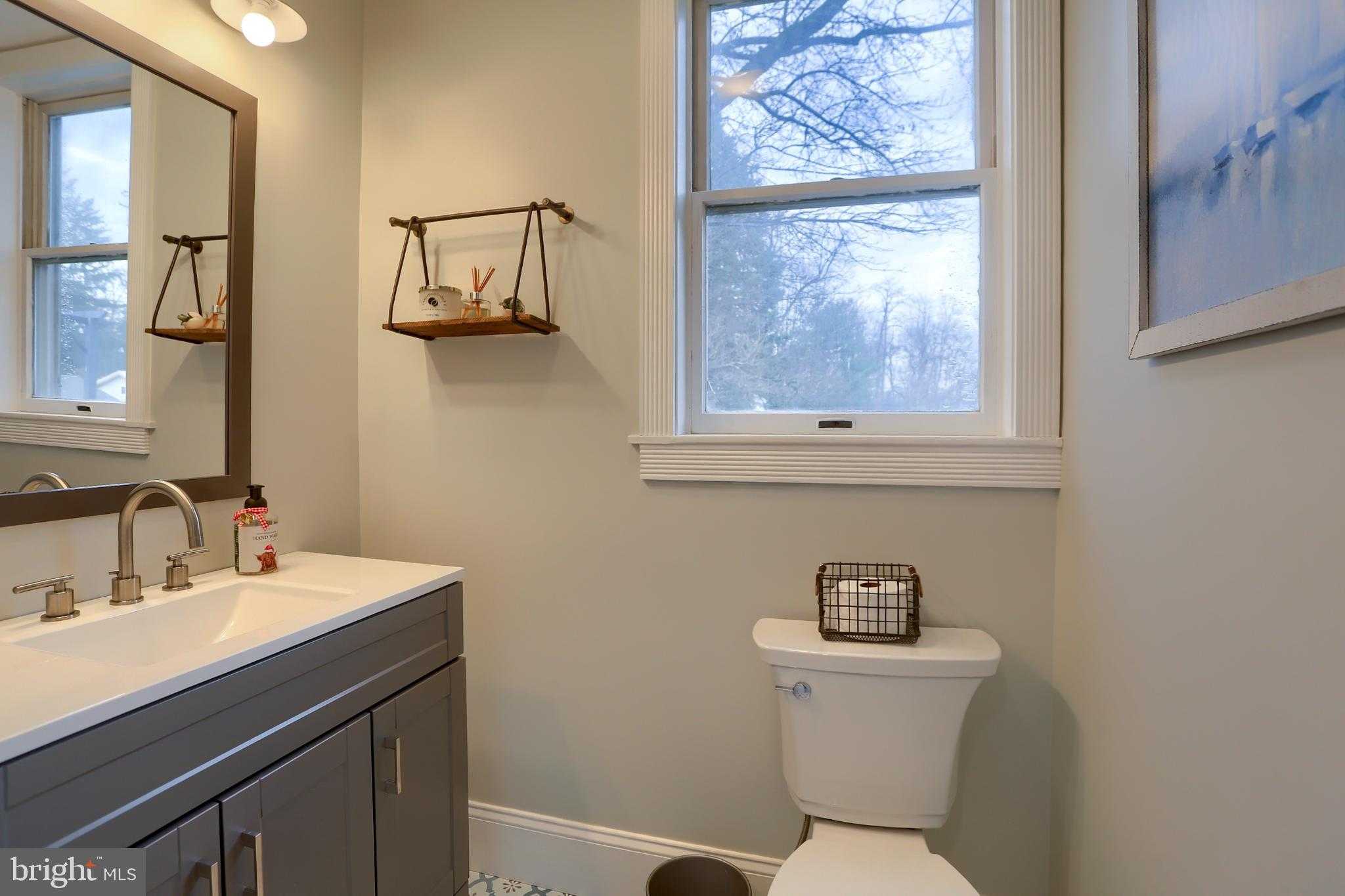 227 N 17th St photo 18