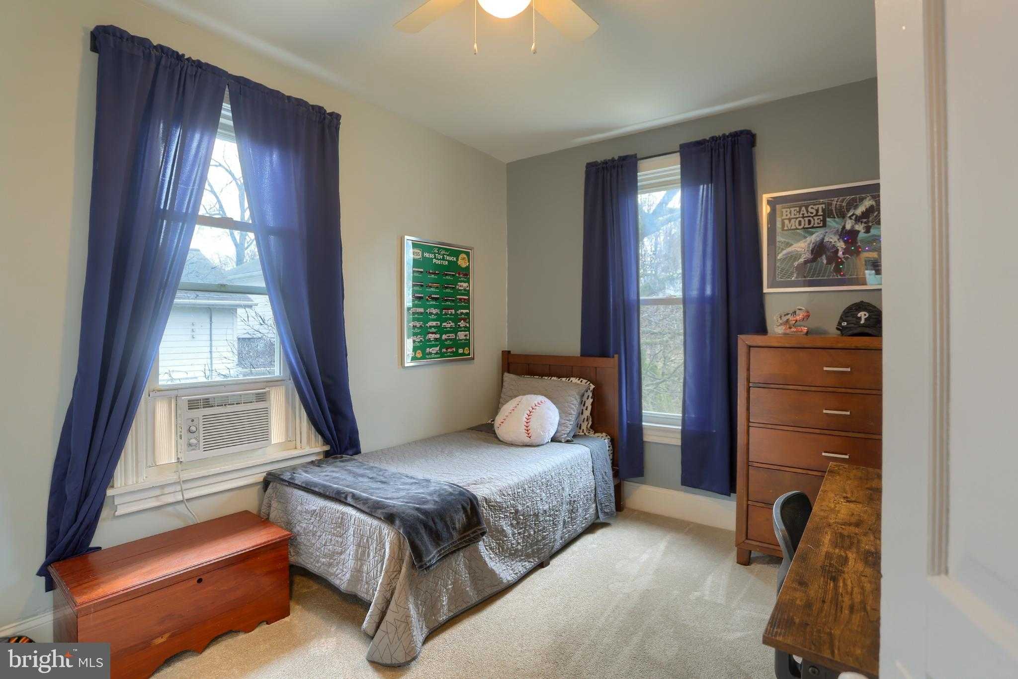 227 N 17th St photo 31