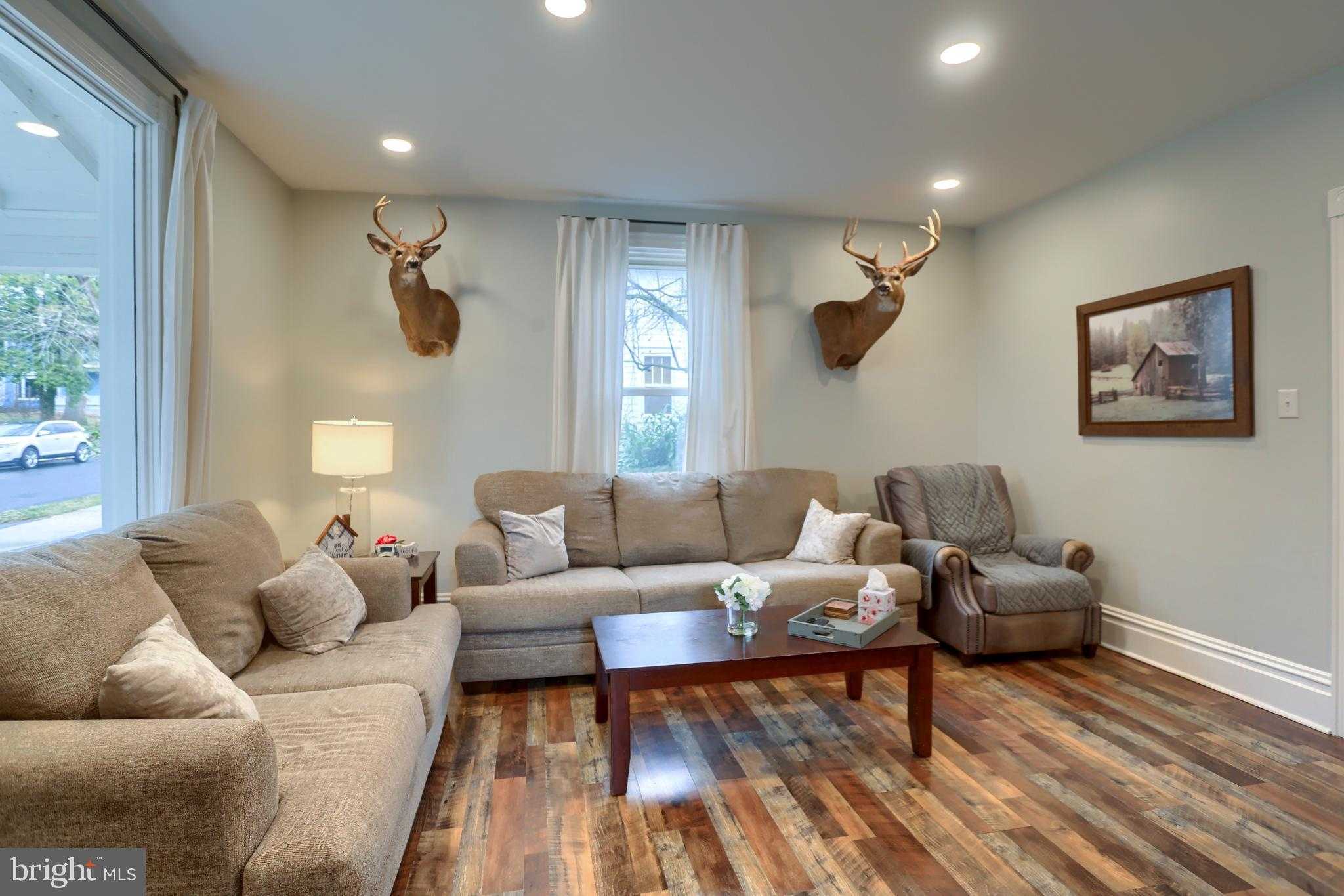 227 N 17th St photo 7