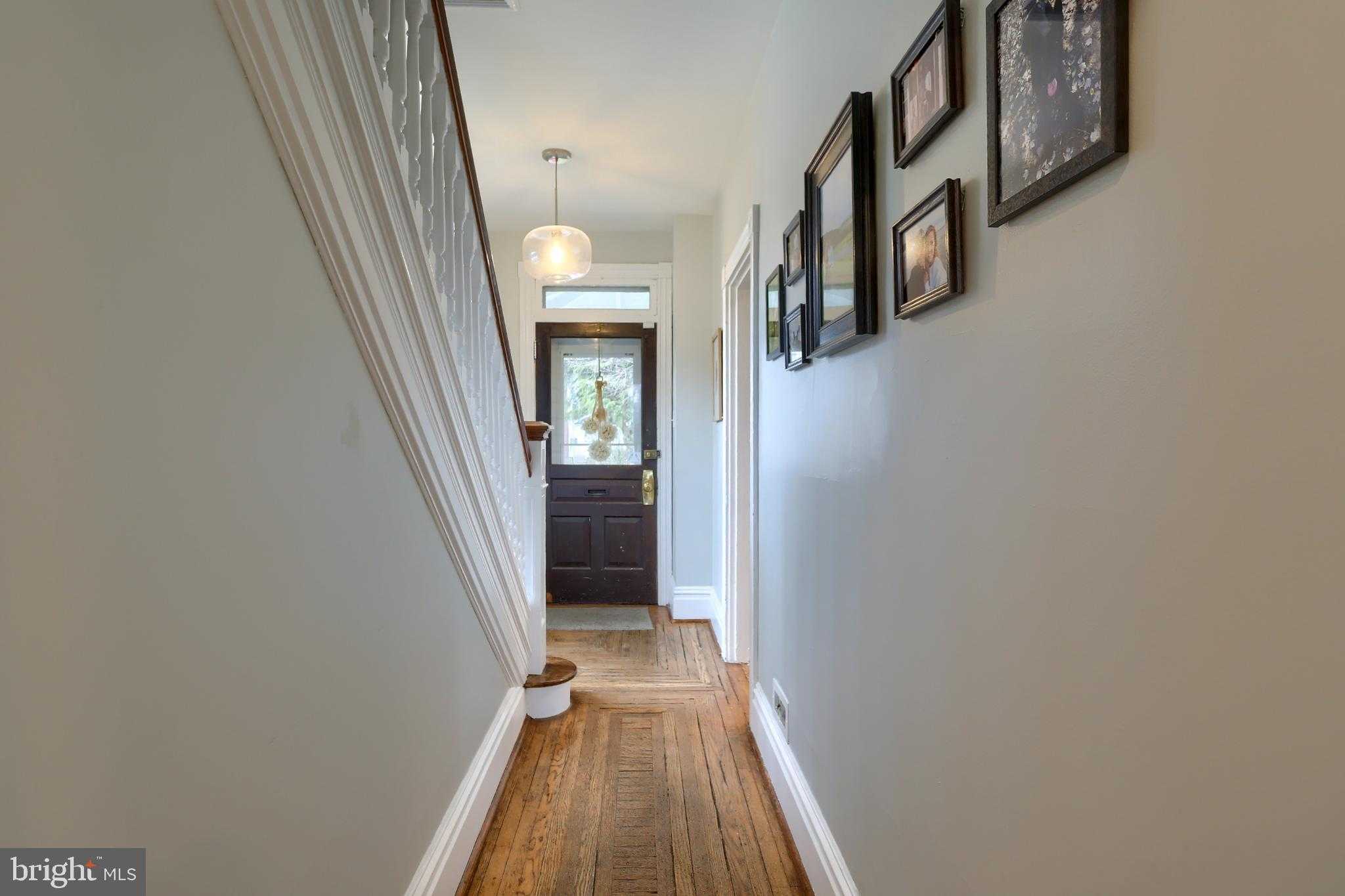 227 N 17th St photo 9