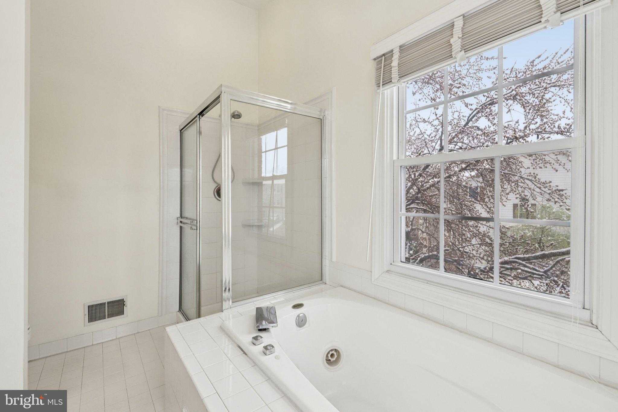 9193 Merrybell CT photo 32