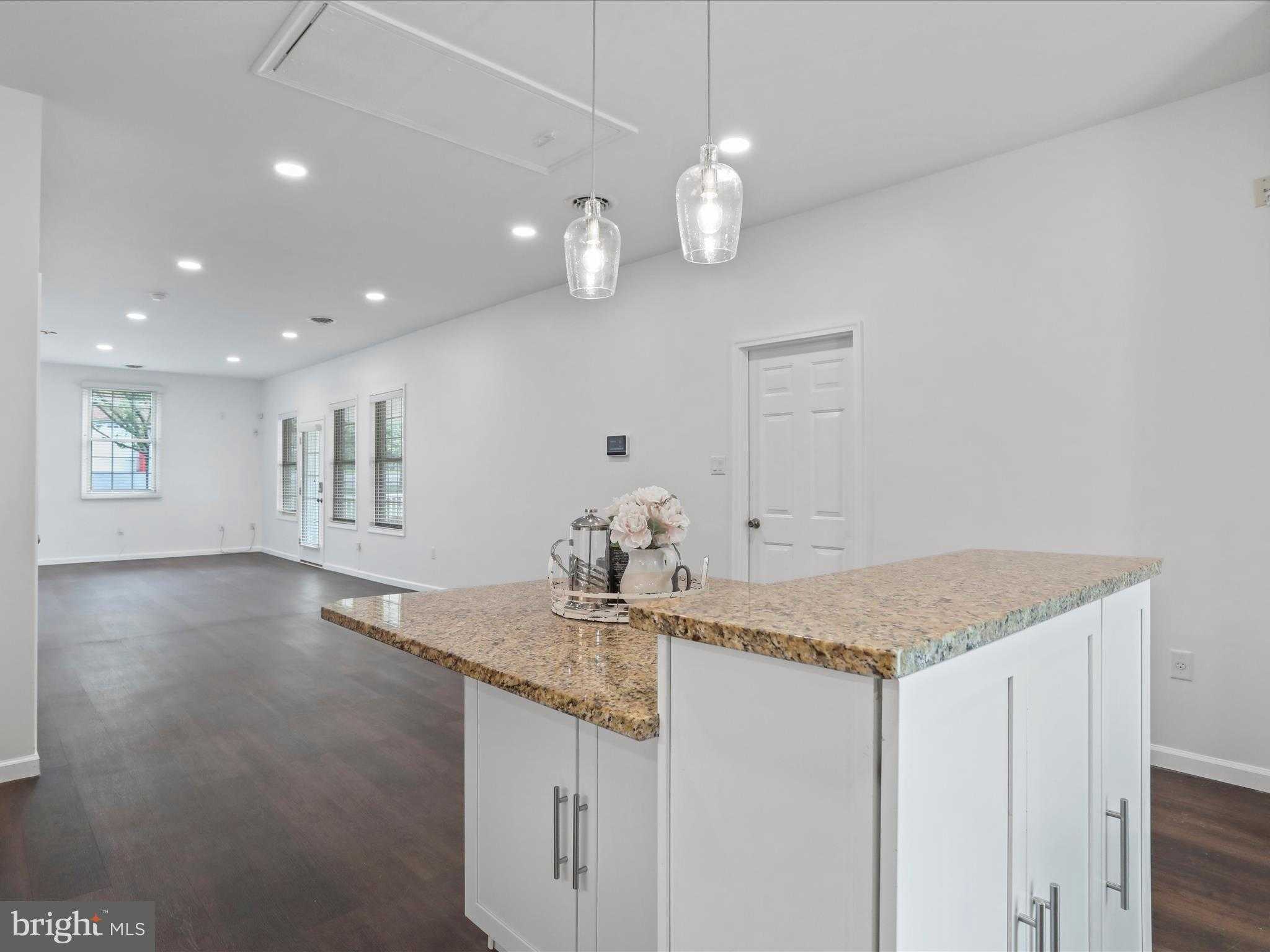 9812 Pembroke Dr photo 89