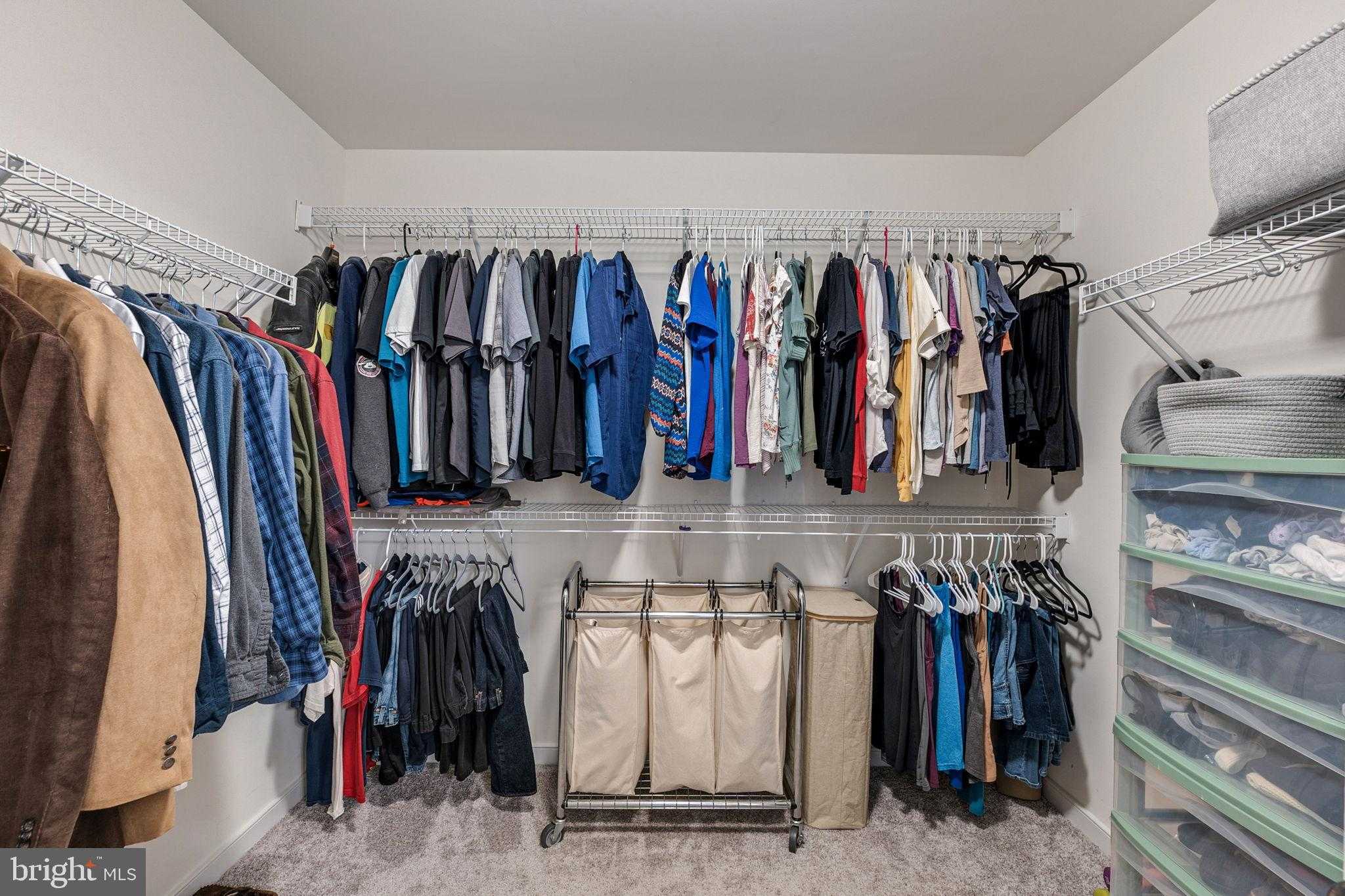 52 James CT photo 27