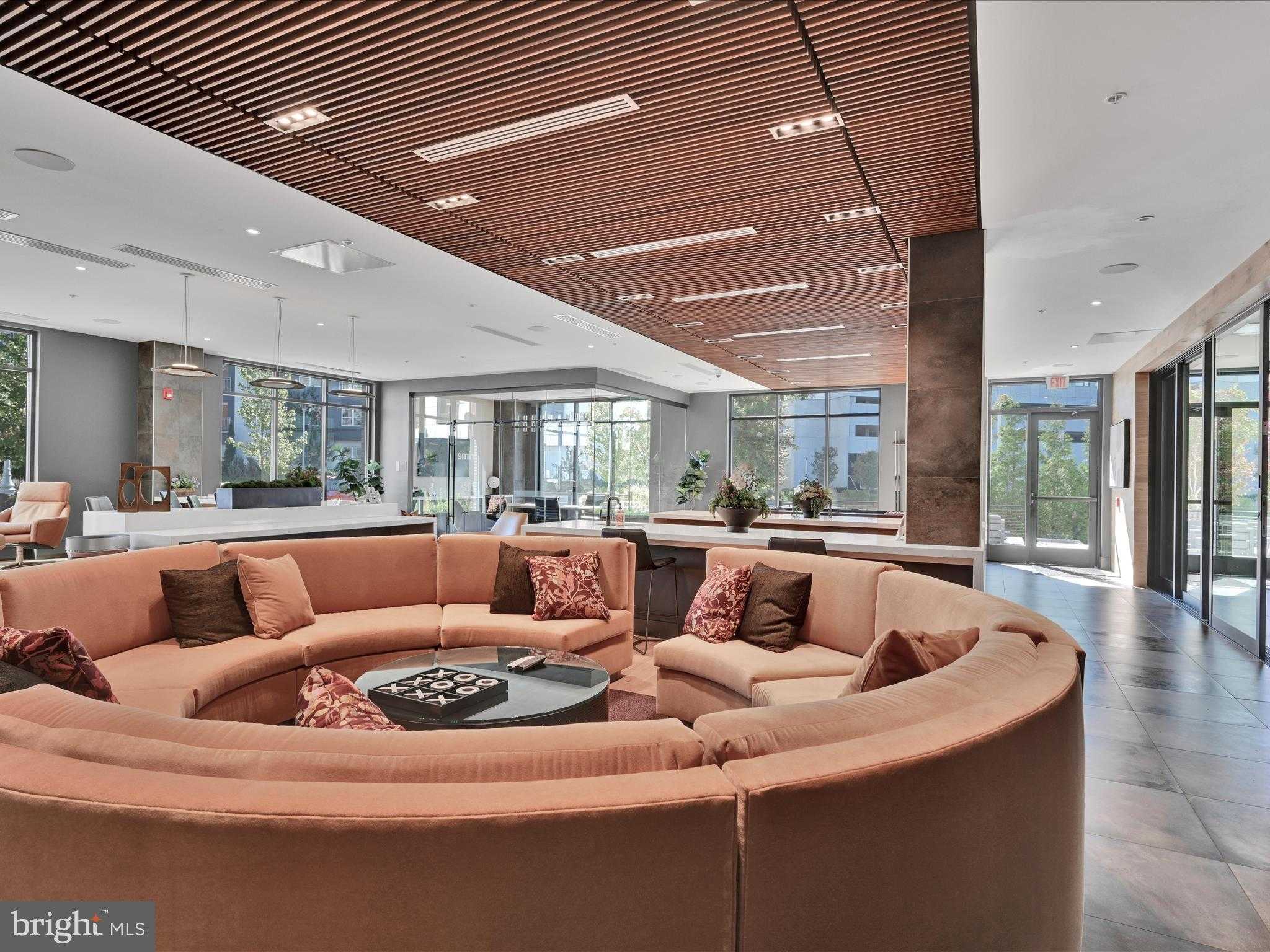 575 S Goddard Blvd Unit 215 photo 36