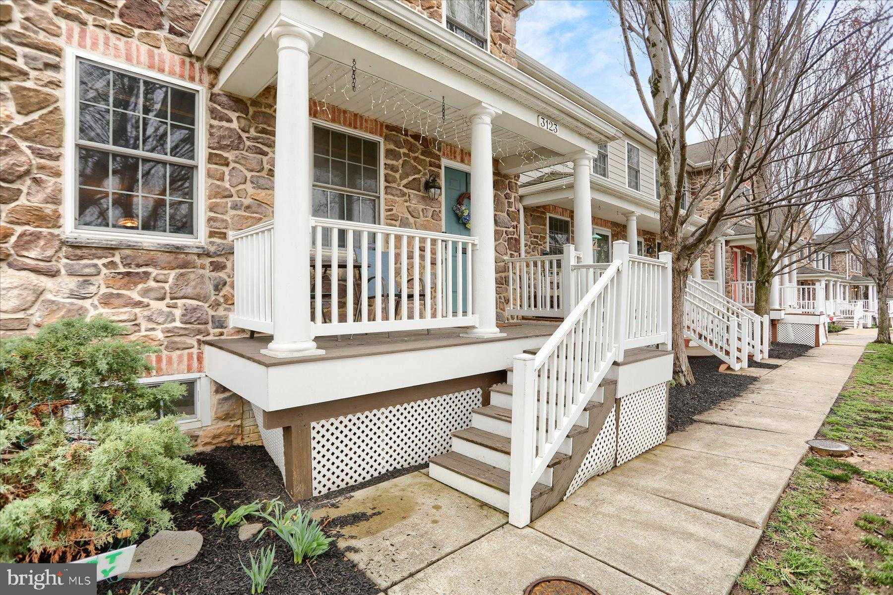 3123 Tilden Dr photo 2