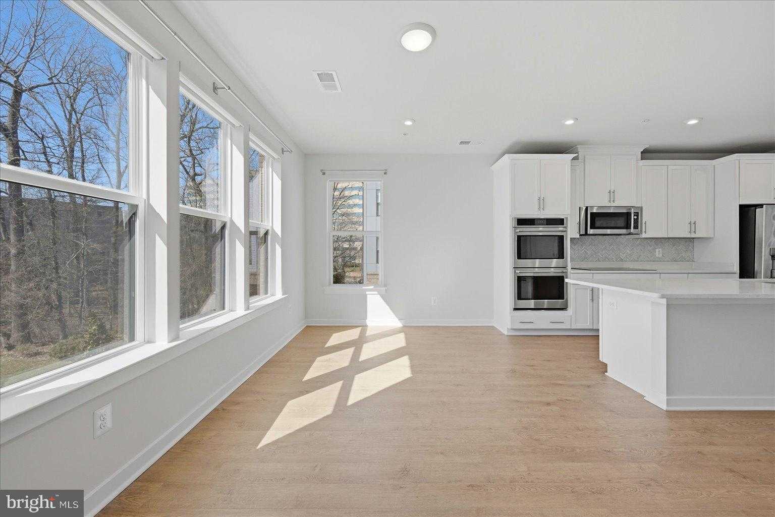 12118 Loblolly Dr photo 7