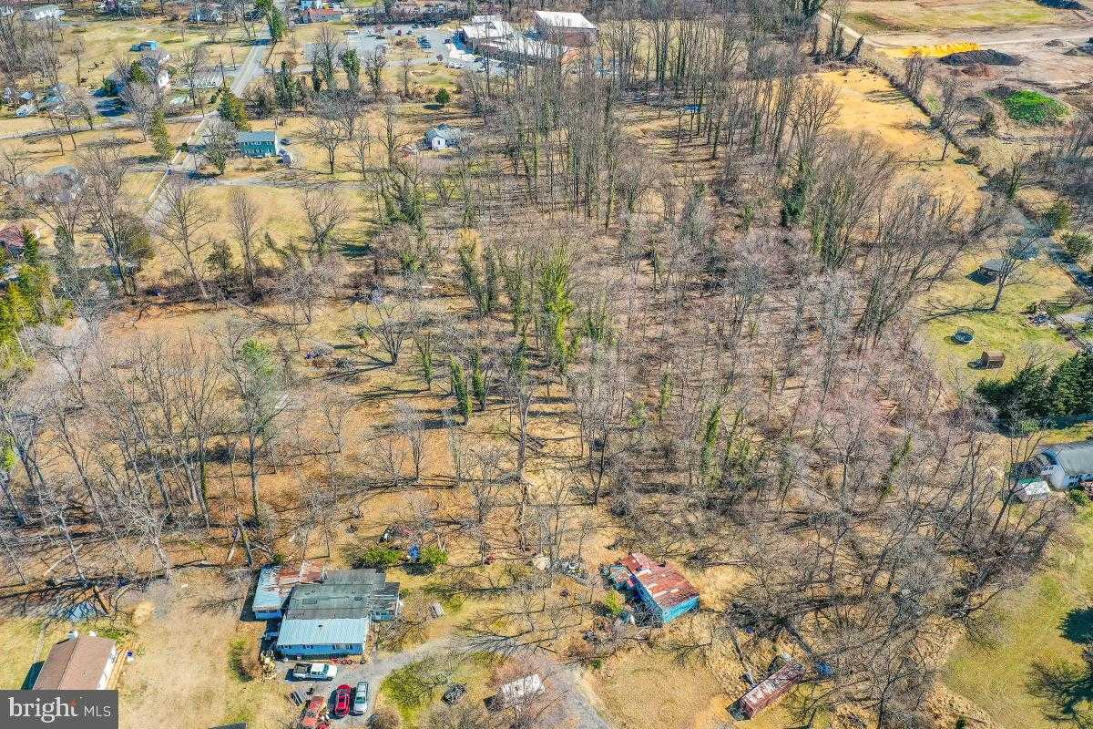 18465 Brooke Rd photo 7